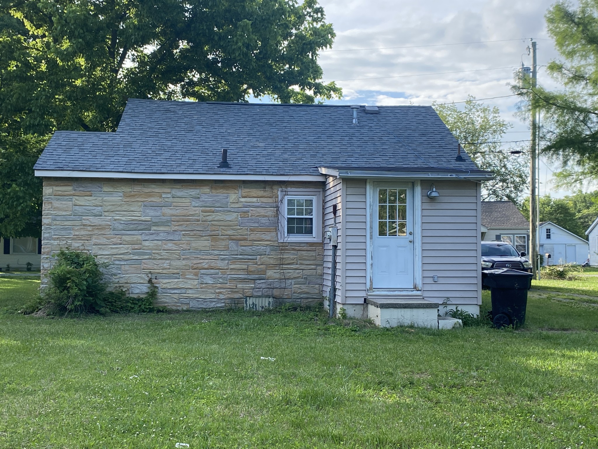 504 General St, E