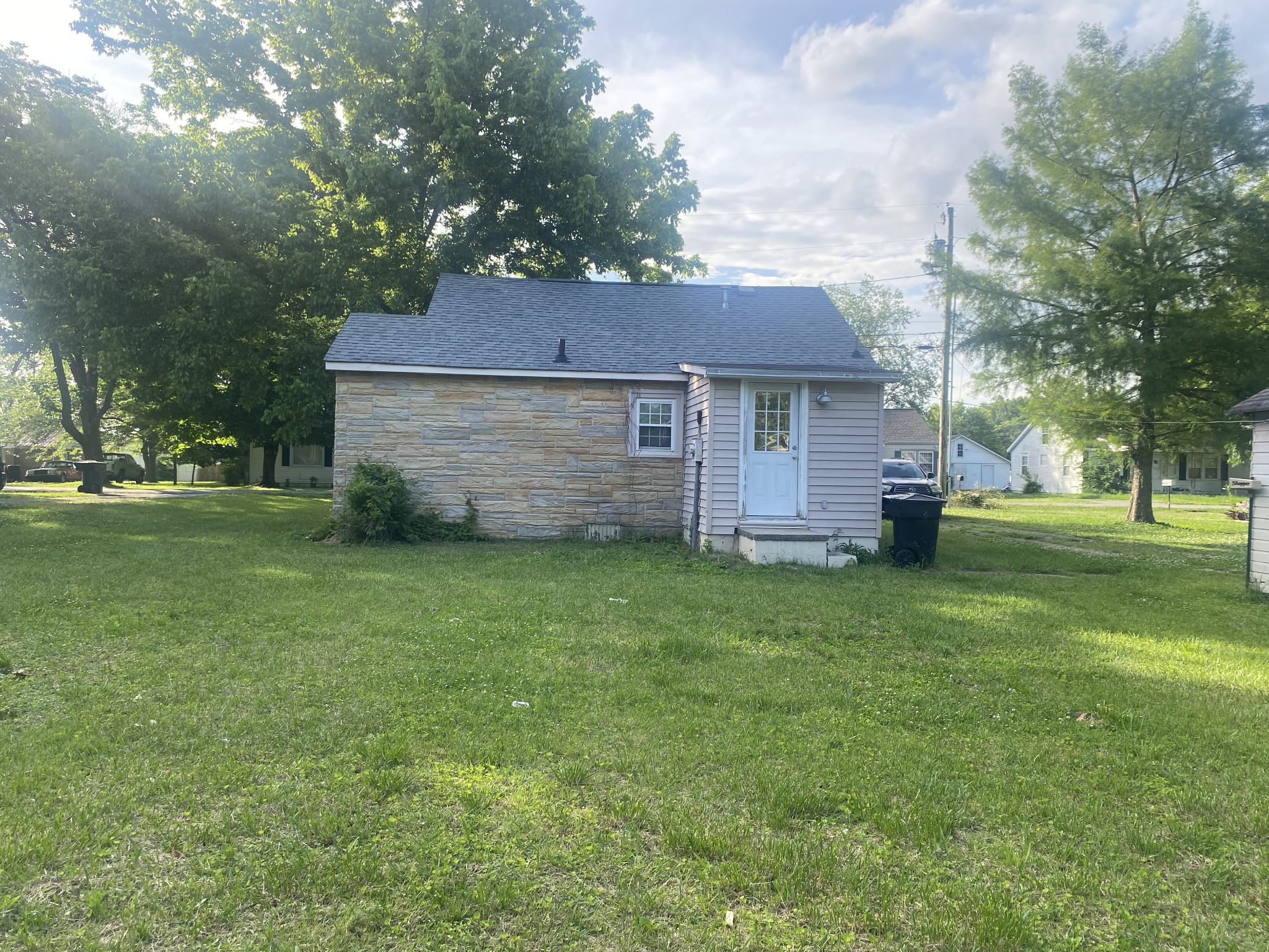 504 General St, E