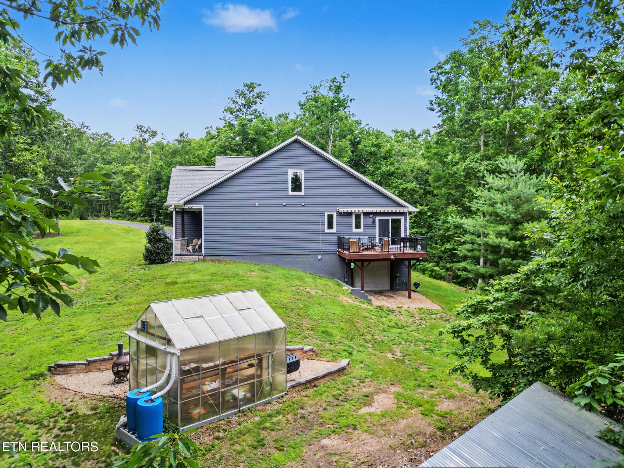 9133 Lynnwood Lane