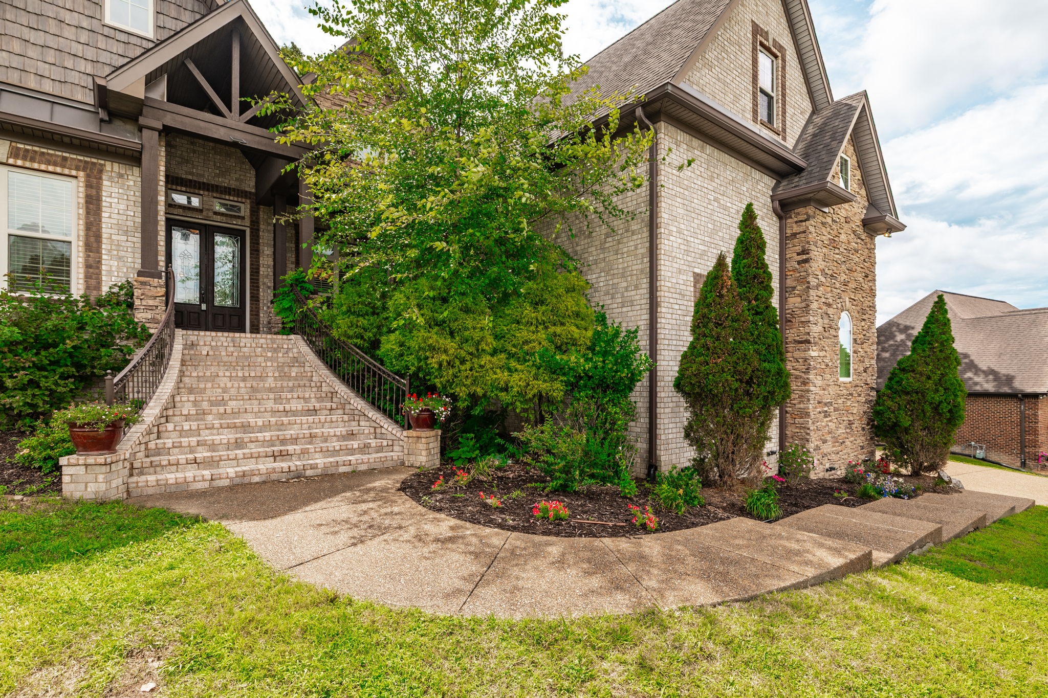 357 Windhaven Bay