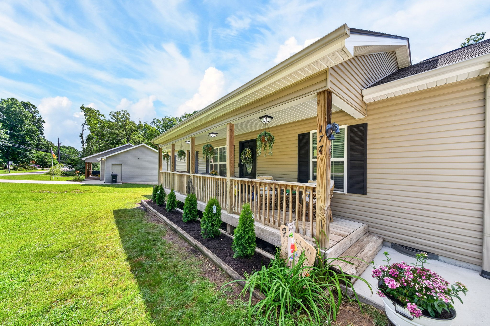 177 Orange Cir