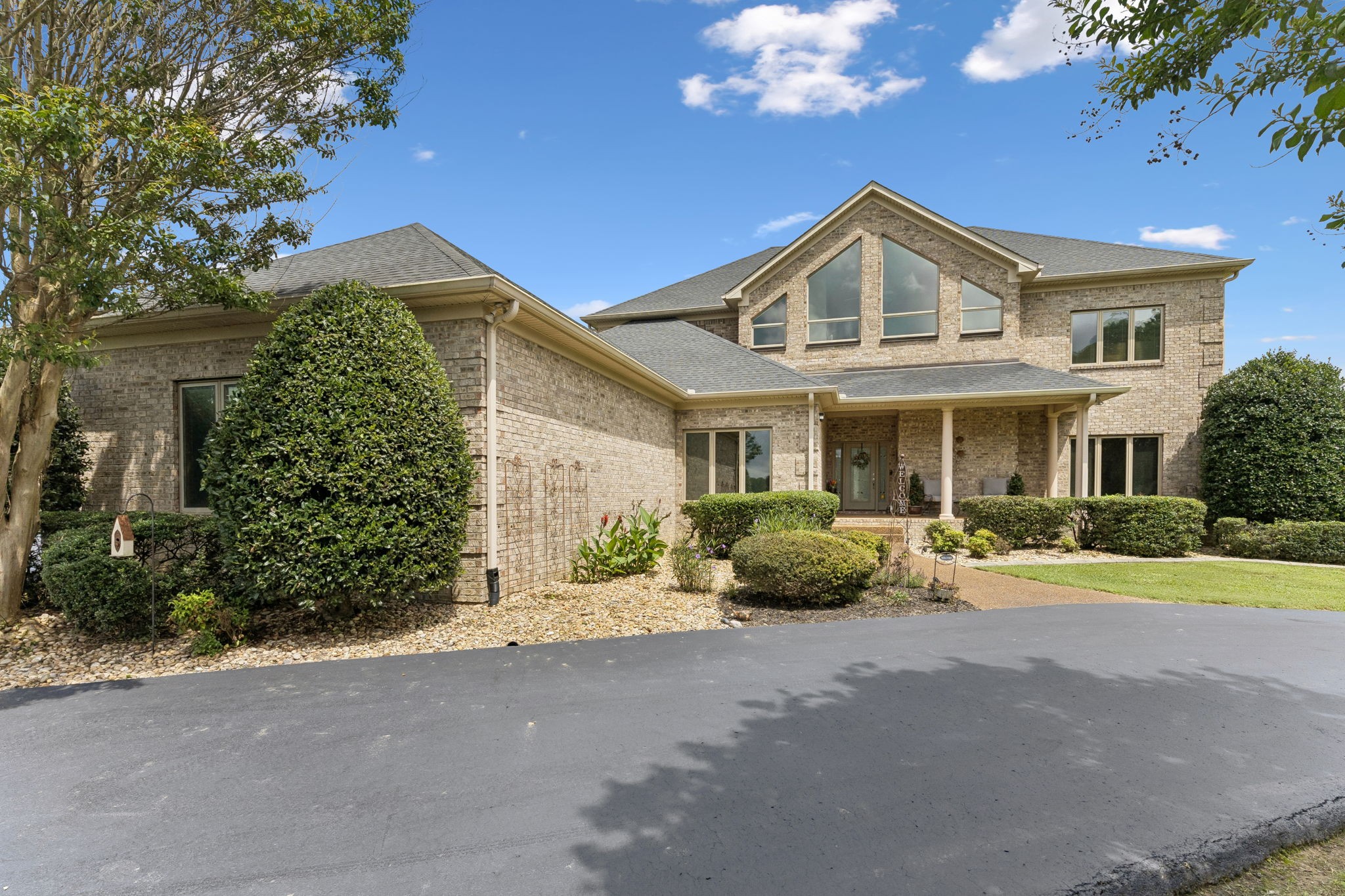 1810 Savannah Springs Dr