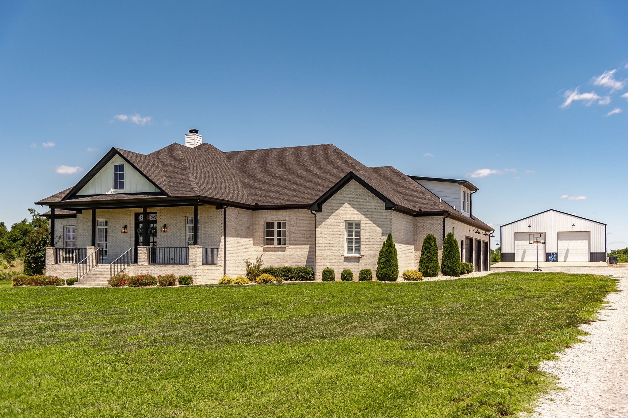 1322 Barry Ln