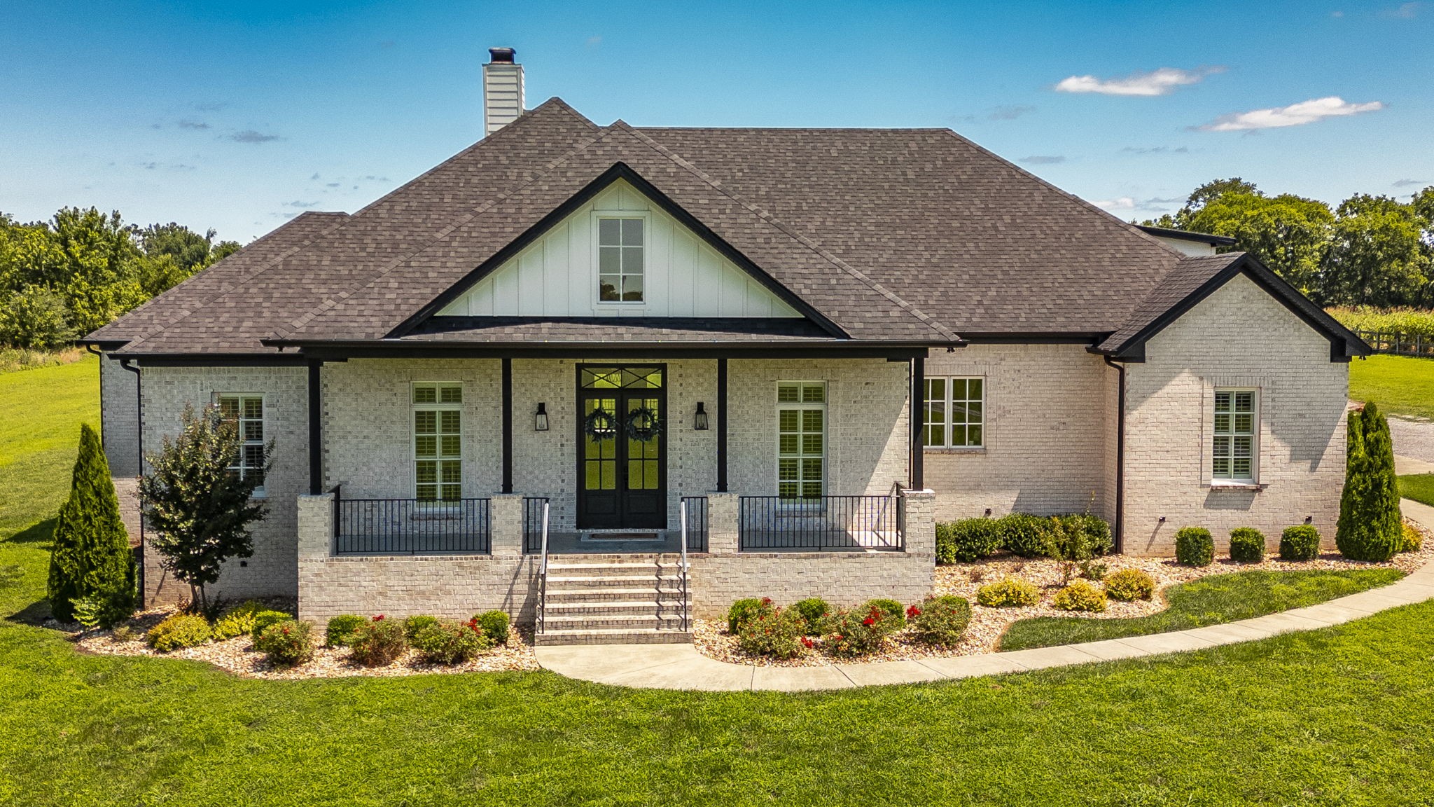 1322 Barry Ln