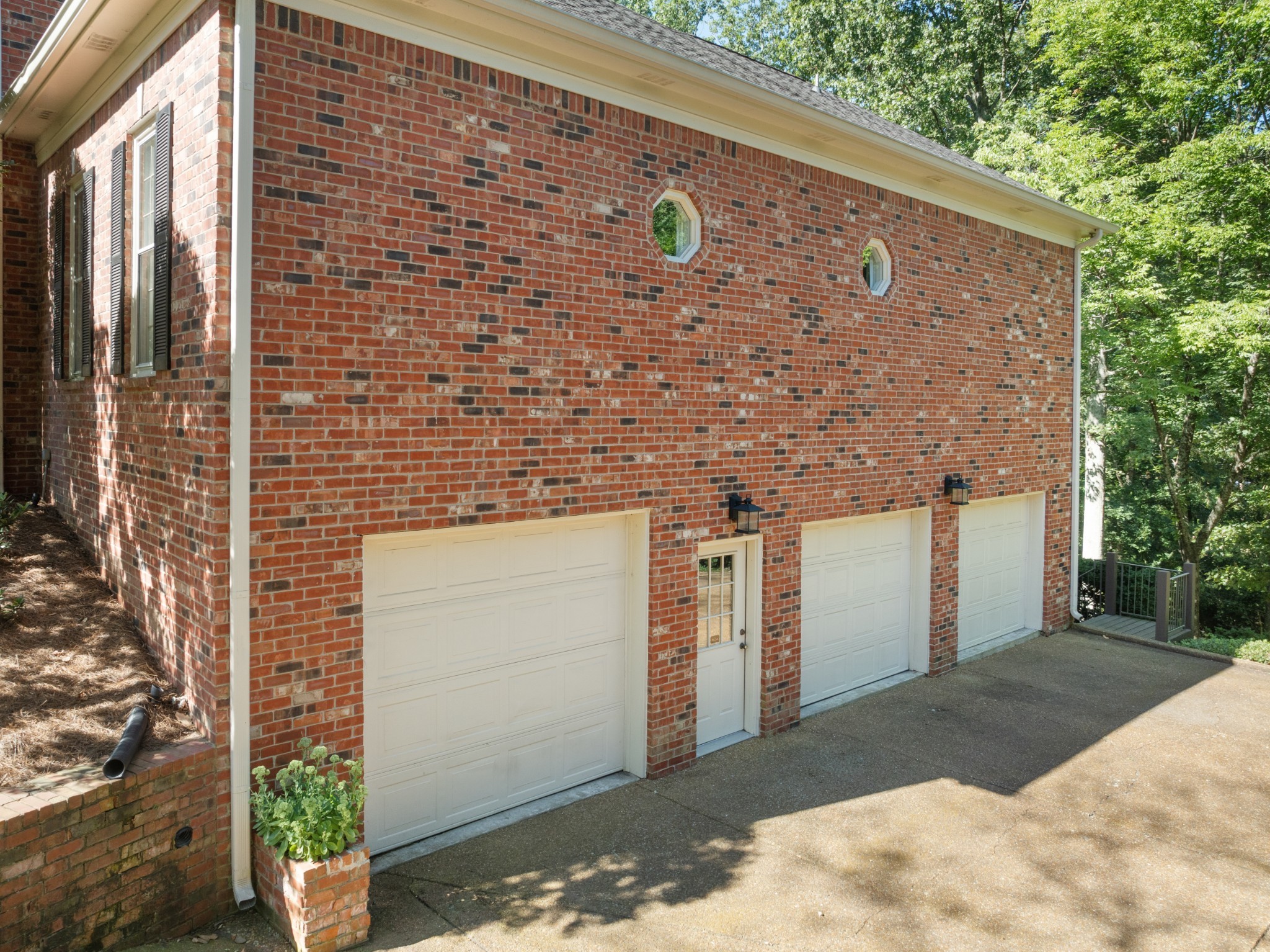923 Stuart Ln