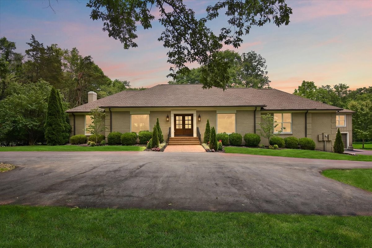 1409 Sneed Rd, W