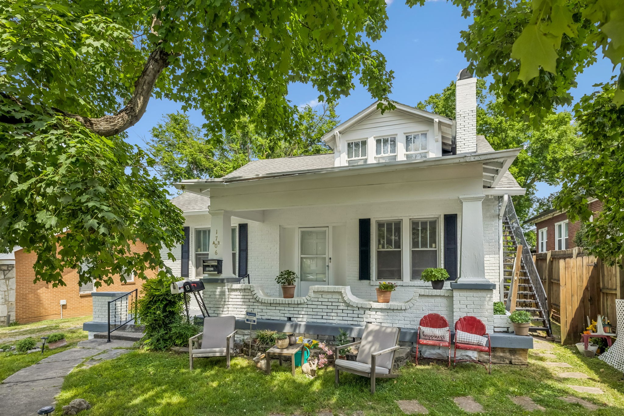 1706 Villa Pl