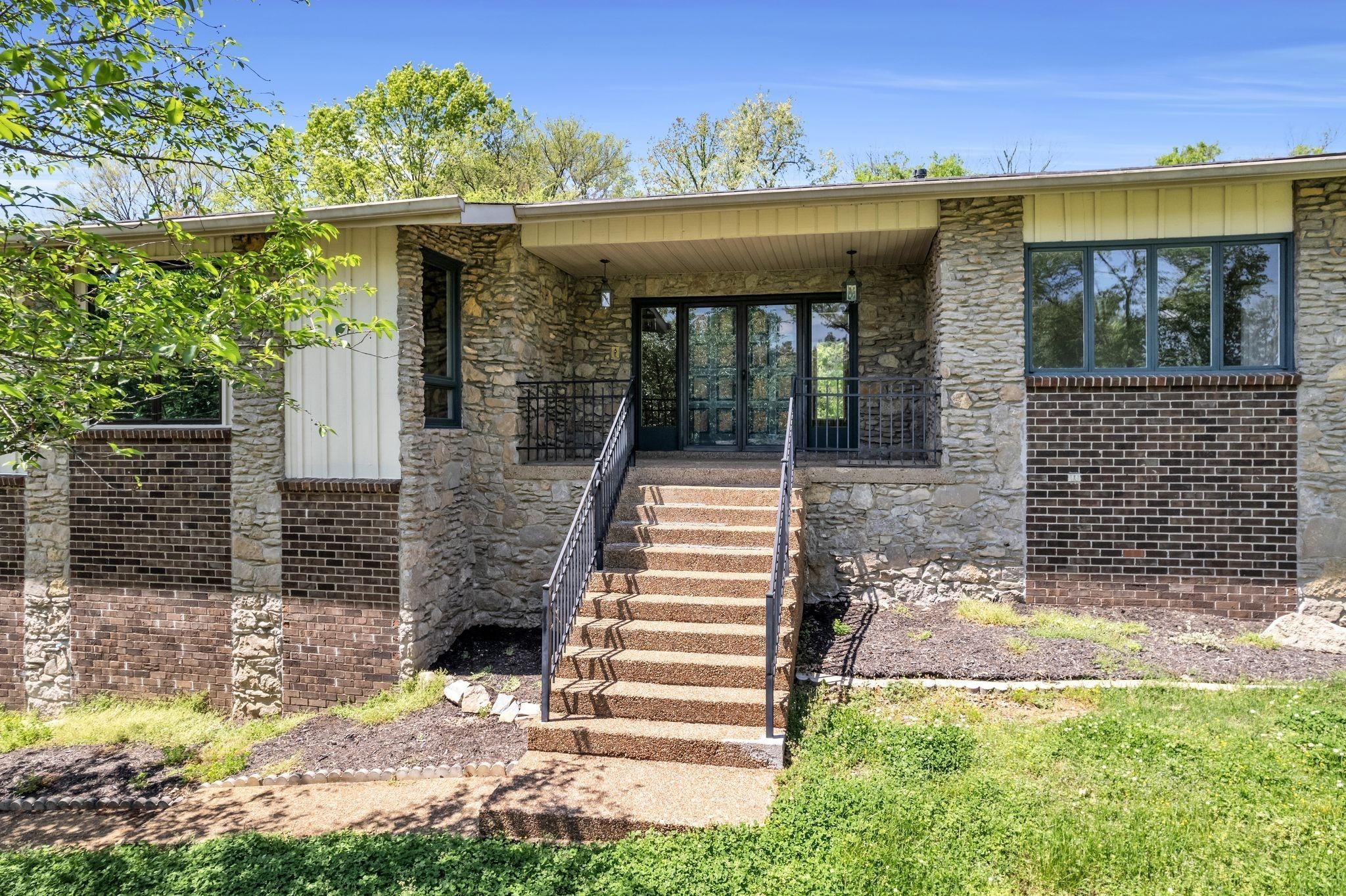 118 Sun Valley Rd