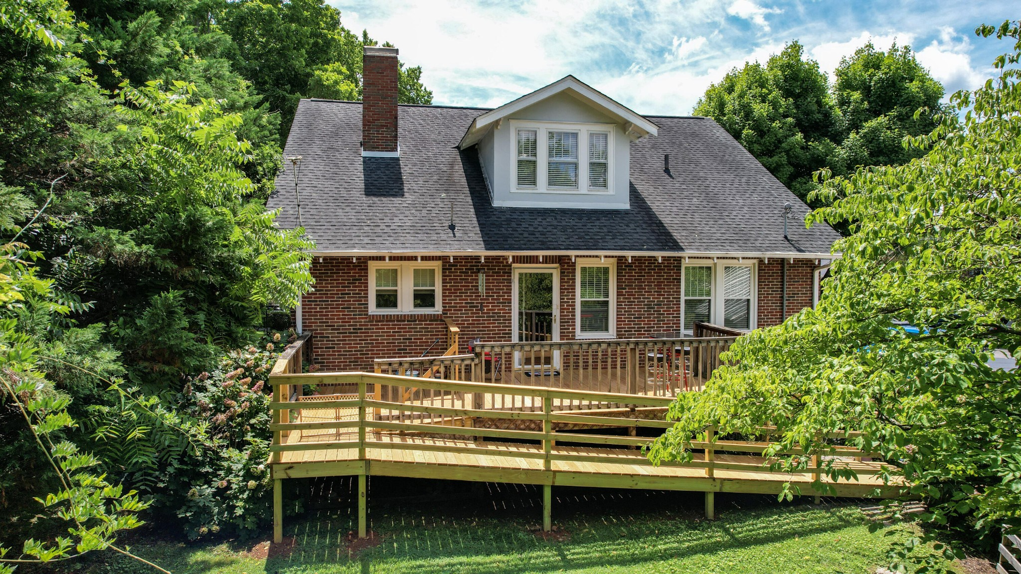 431 Highland Avenue, NW