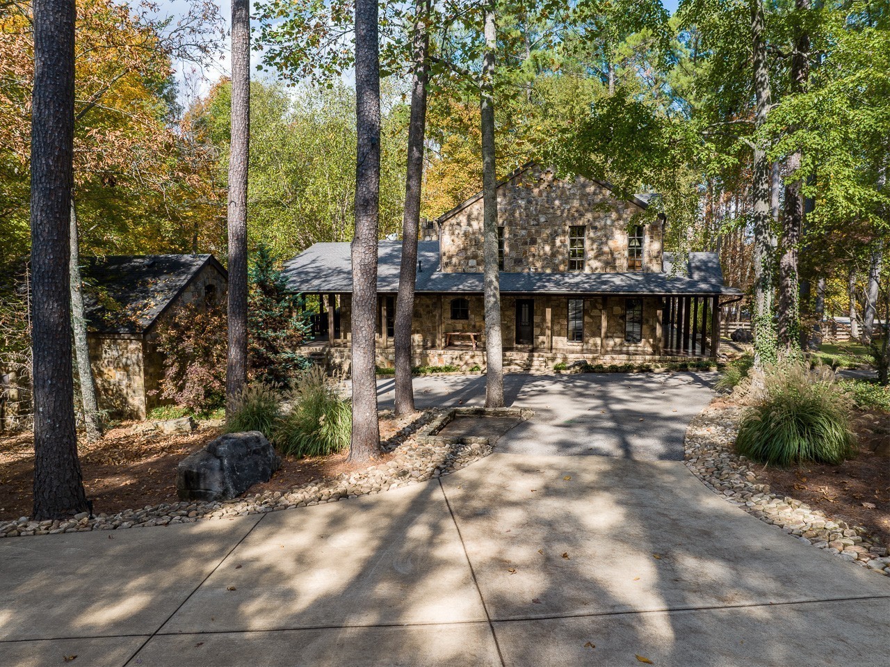 5551 Parker Branch Rd