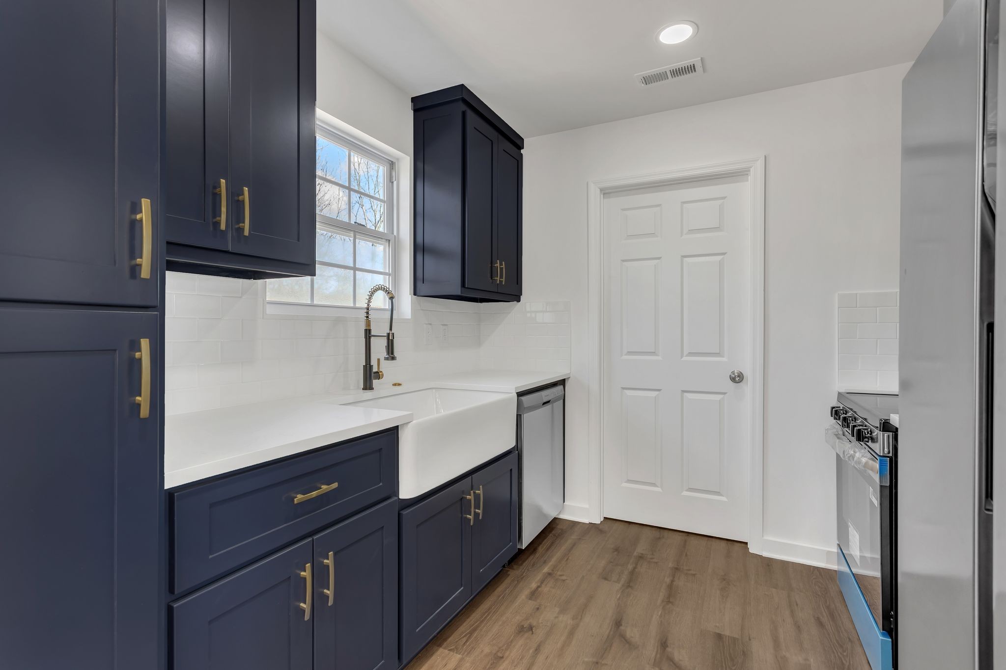 153 Poling Dr