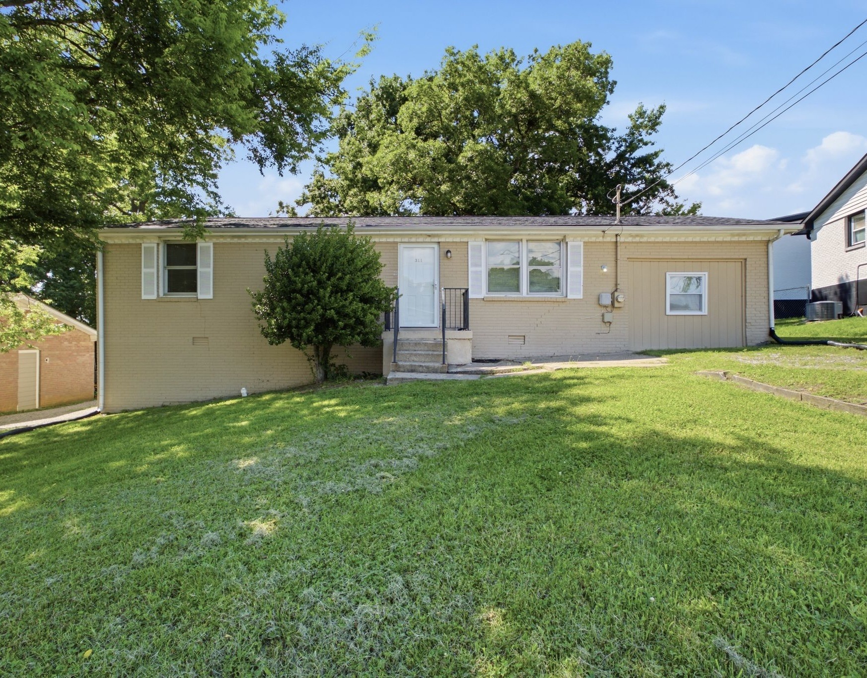311 Janette Ave