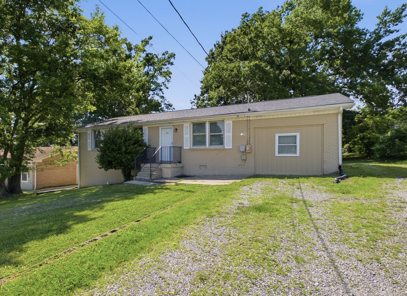311 Janette Ave