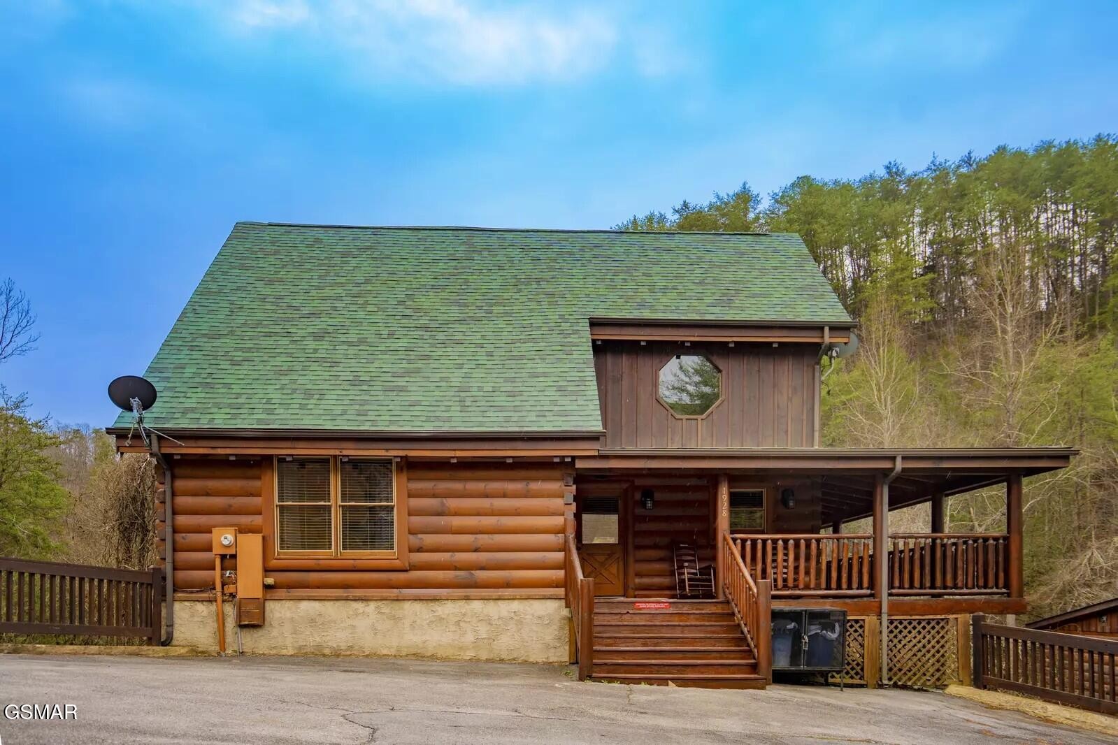 1928 Bear Creek Falls Way