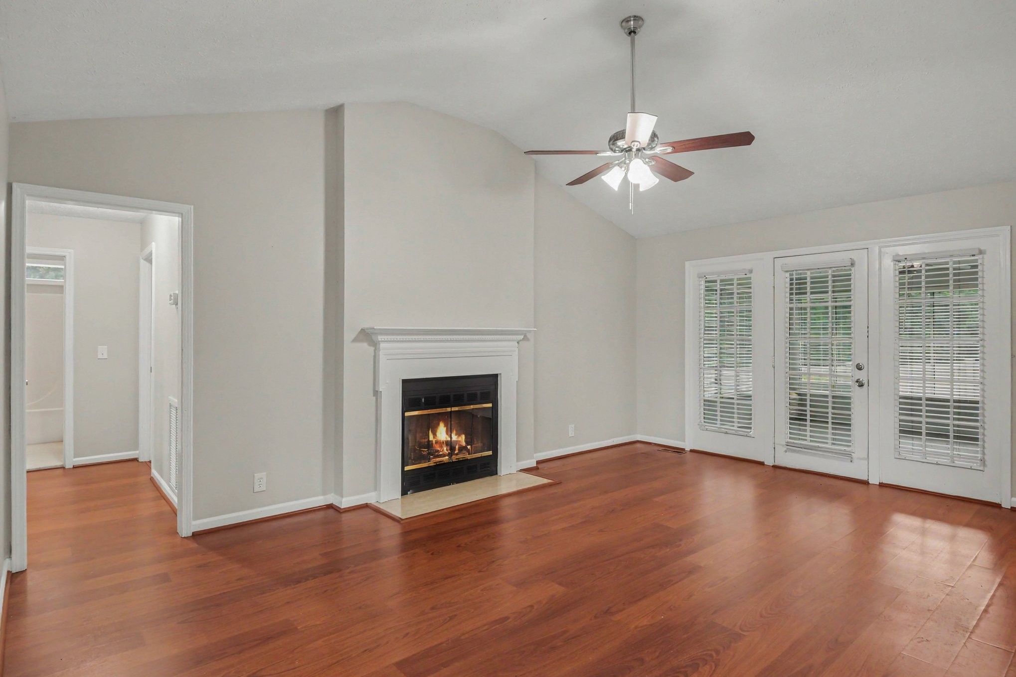122 Buckingham Ct
