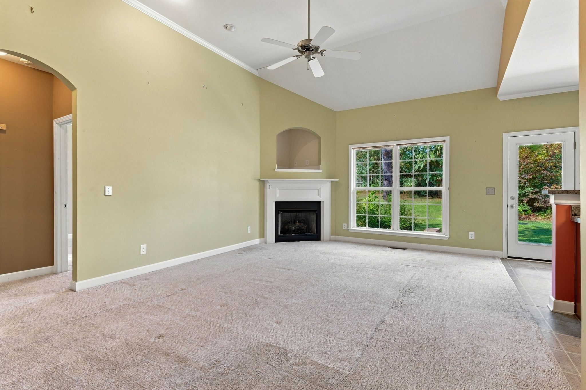 218 Cross Valley Dr