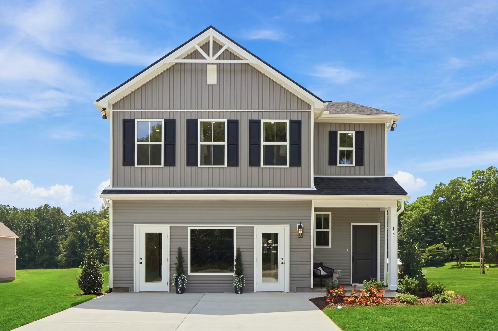 208 Jasper Way