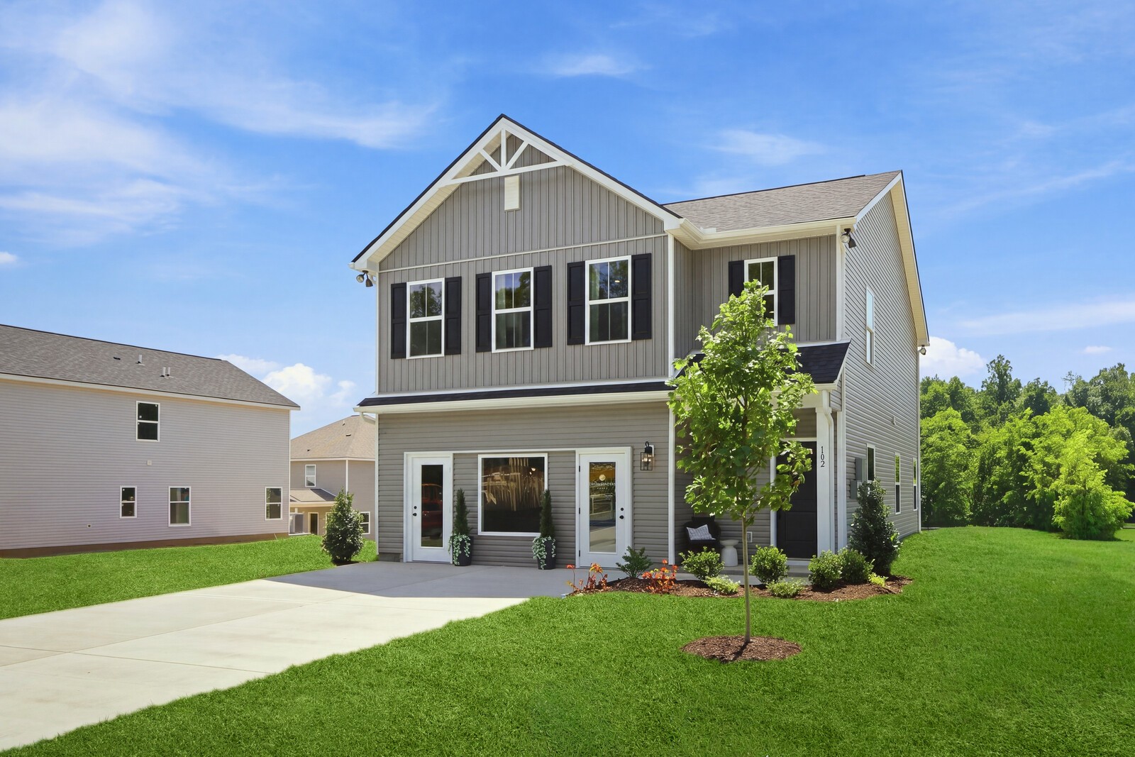 208 Jasper Way