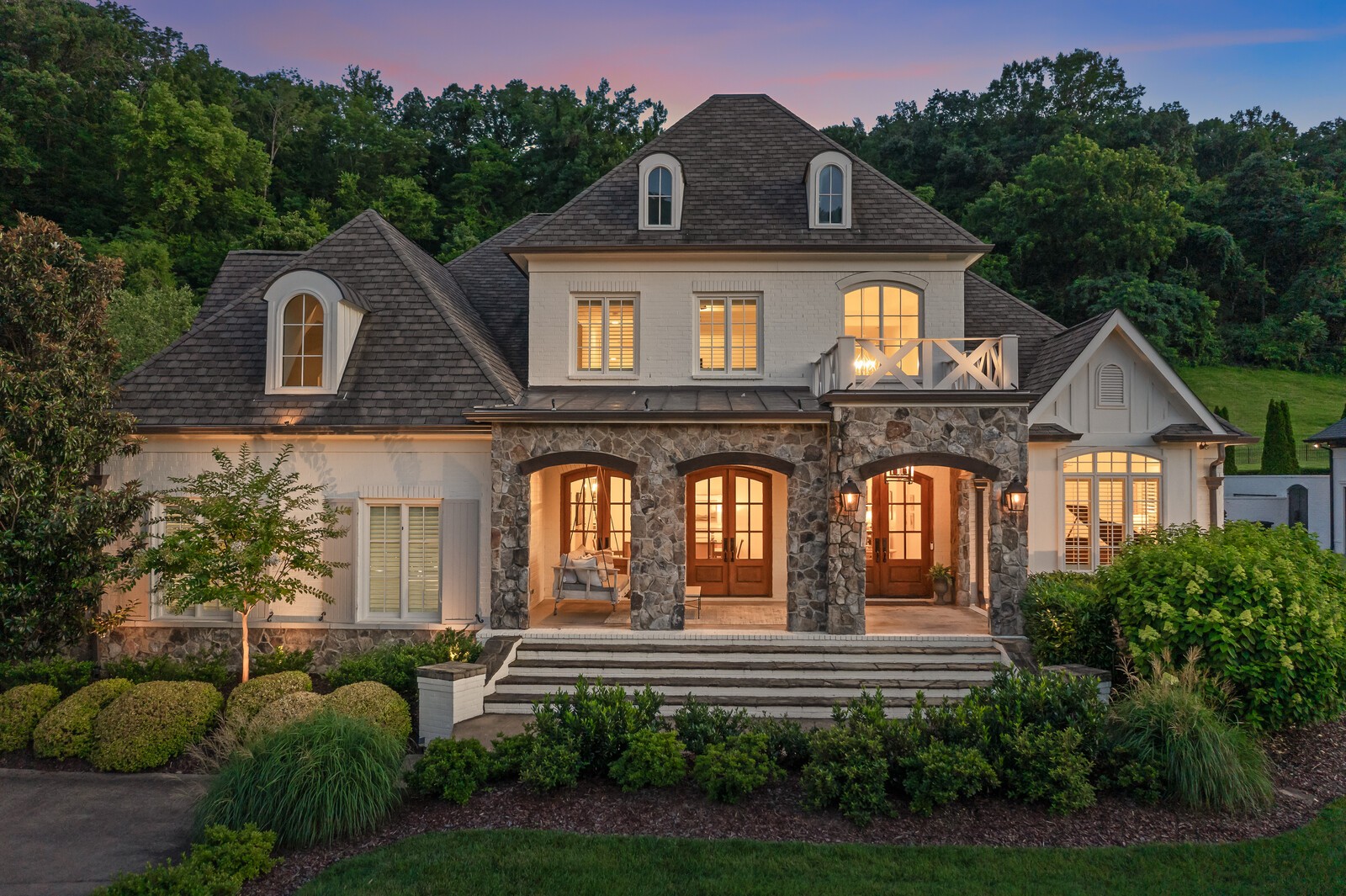 835 Windstone Blvd