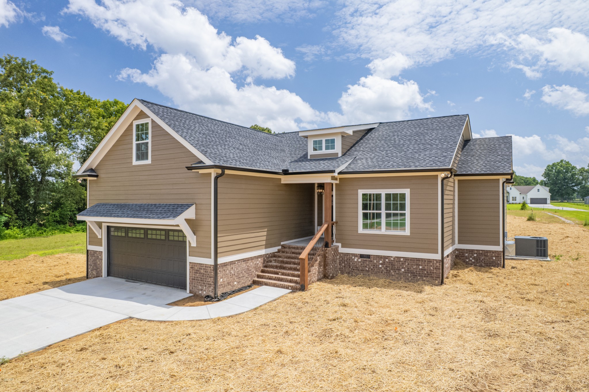 370 Dugout Rd
