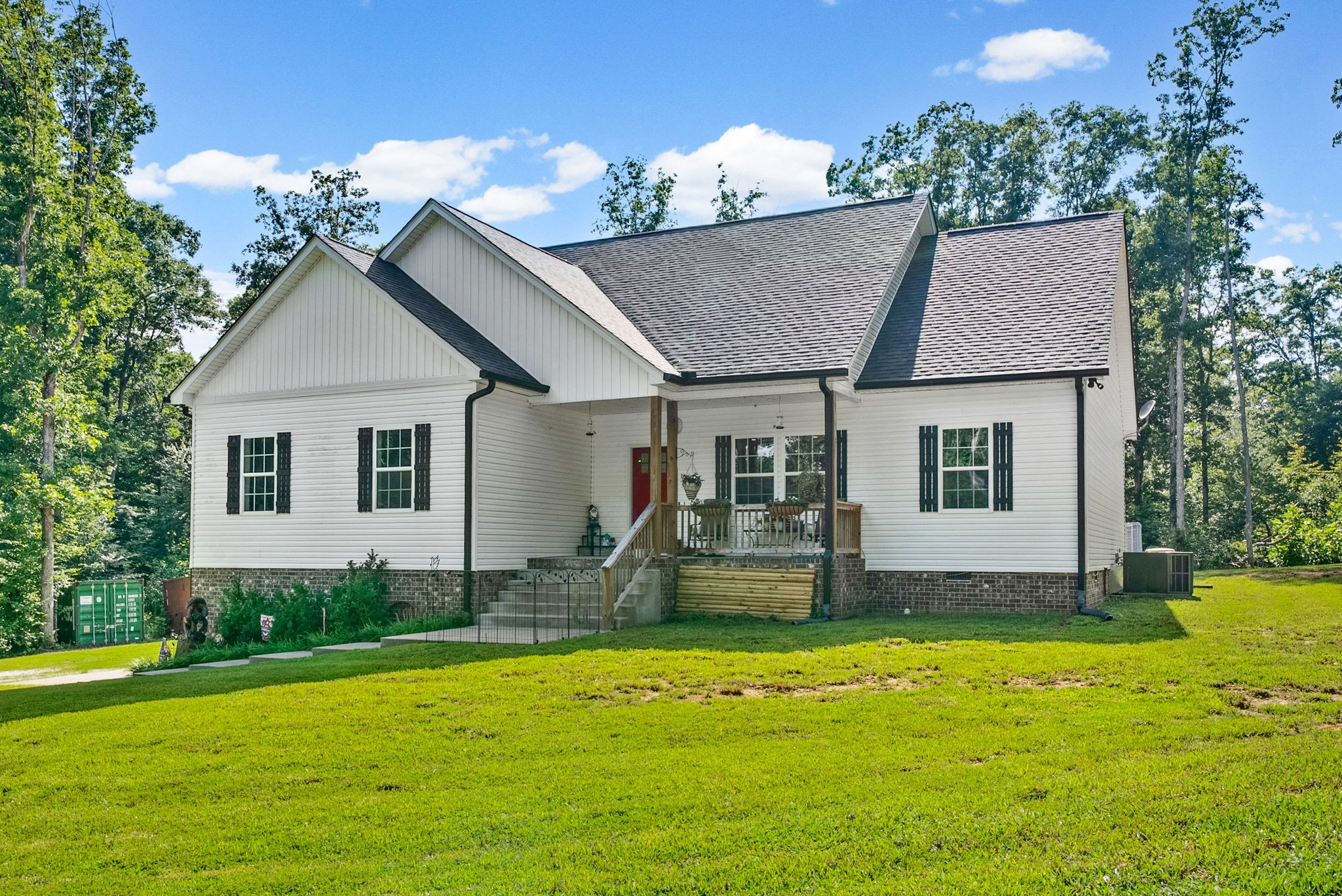 381 Tummins Rd