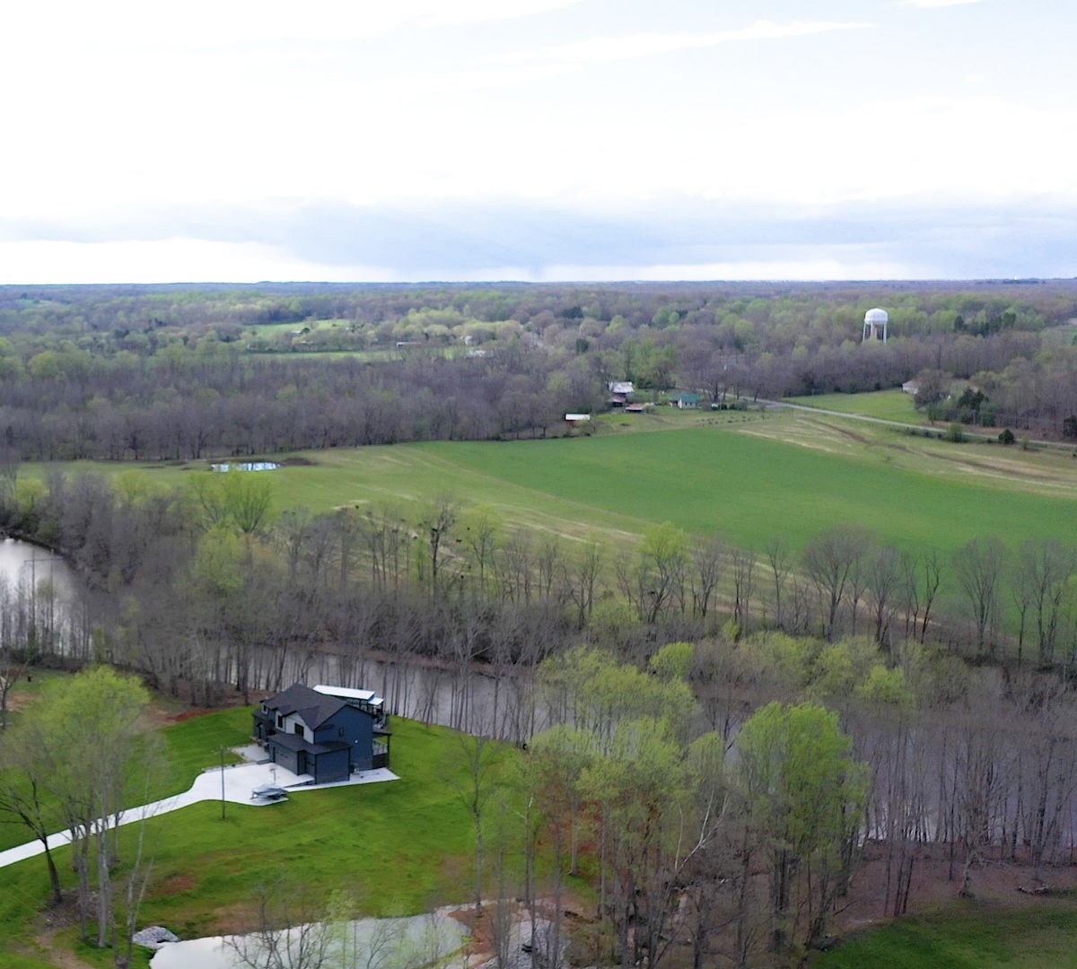 1625 Honey Ln