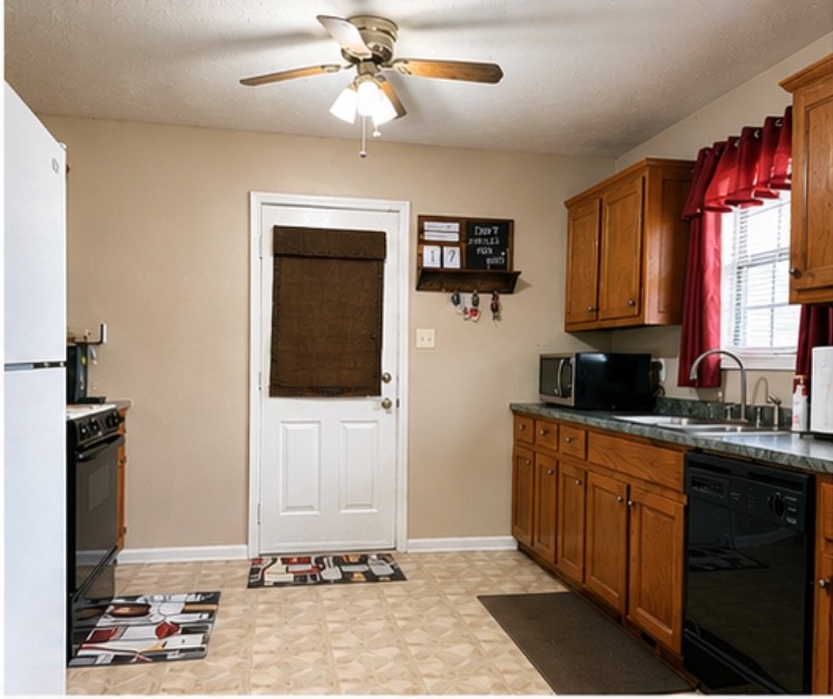 133 Buttonwood Dr