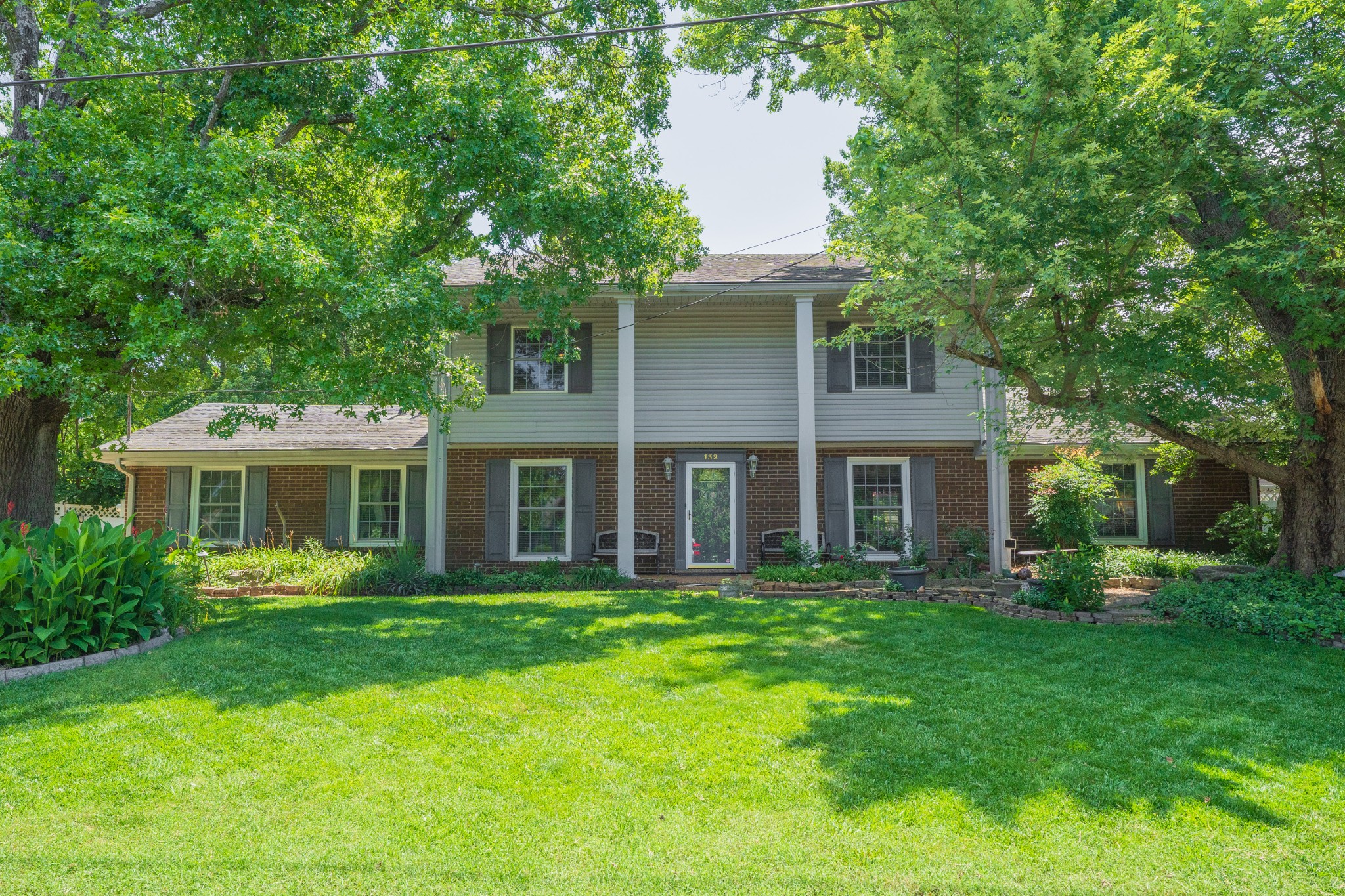 132 Clearlake Dr, E