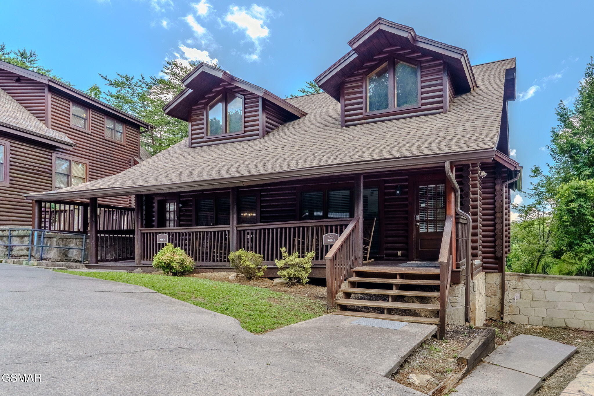 741 Golf View Boulevard