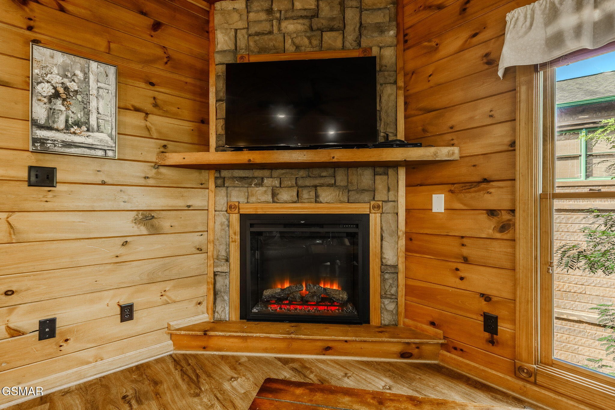 830 Great Smoky Way