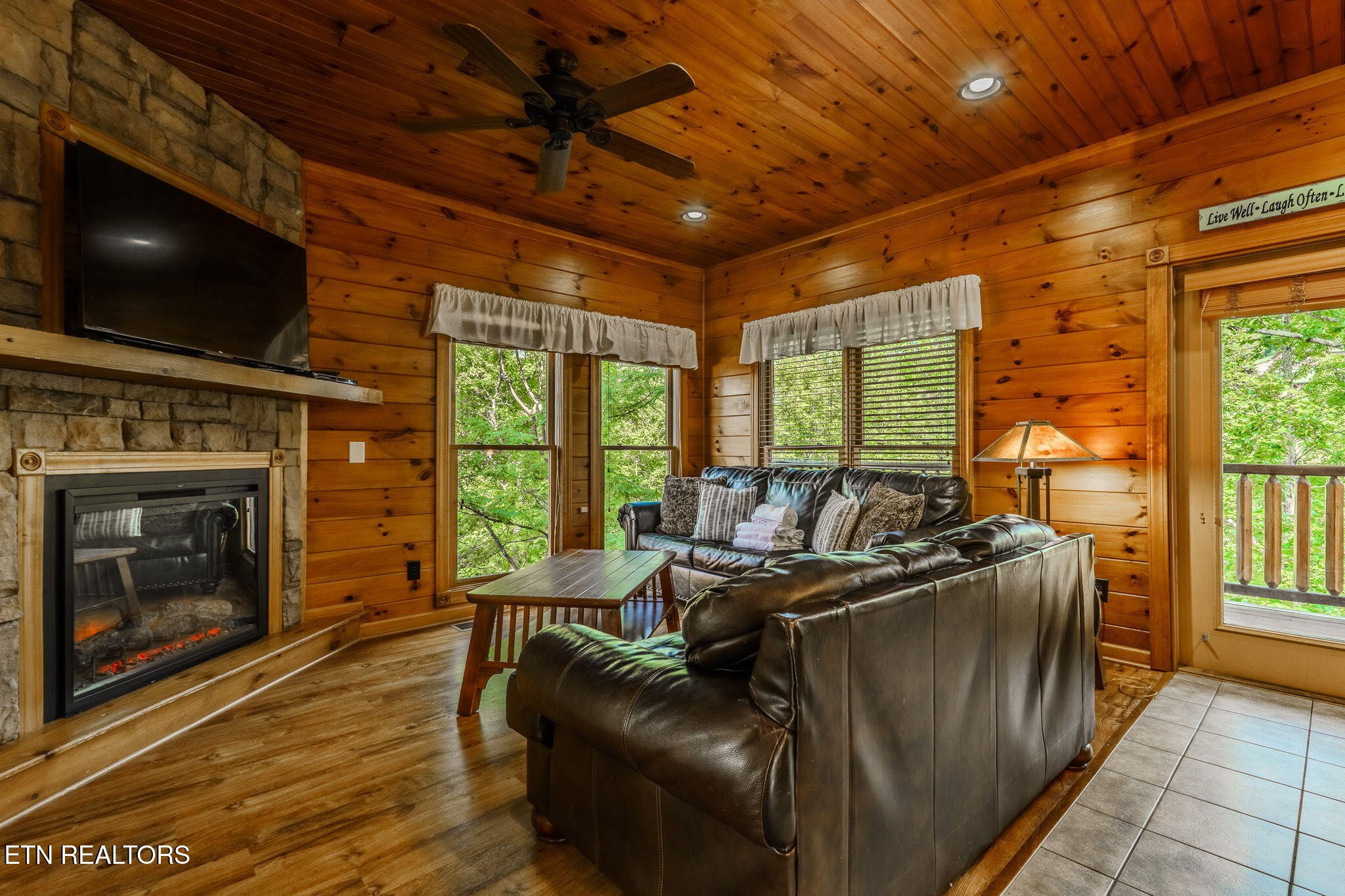 830 Great Smoky Way