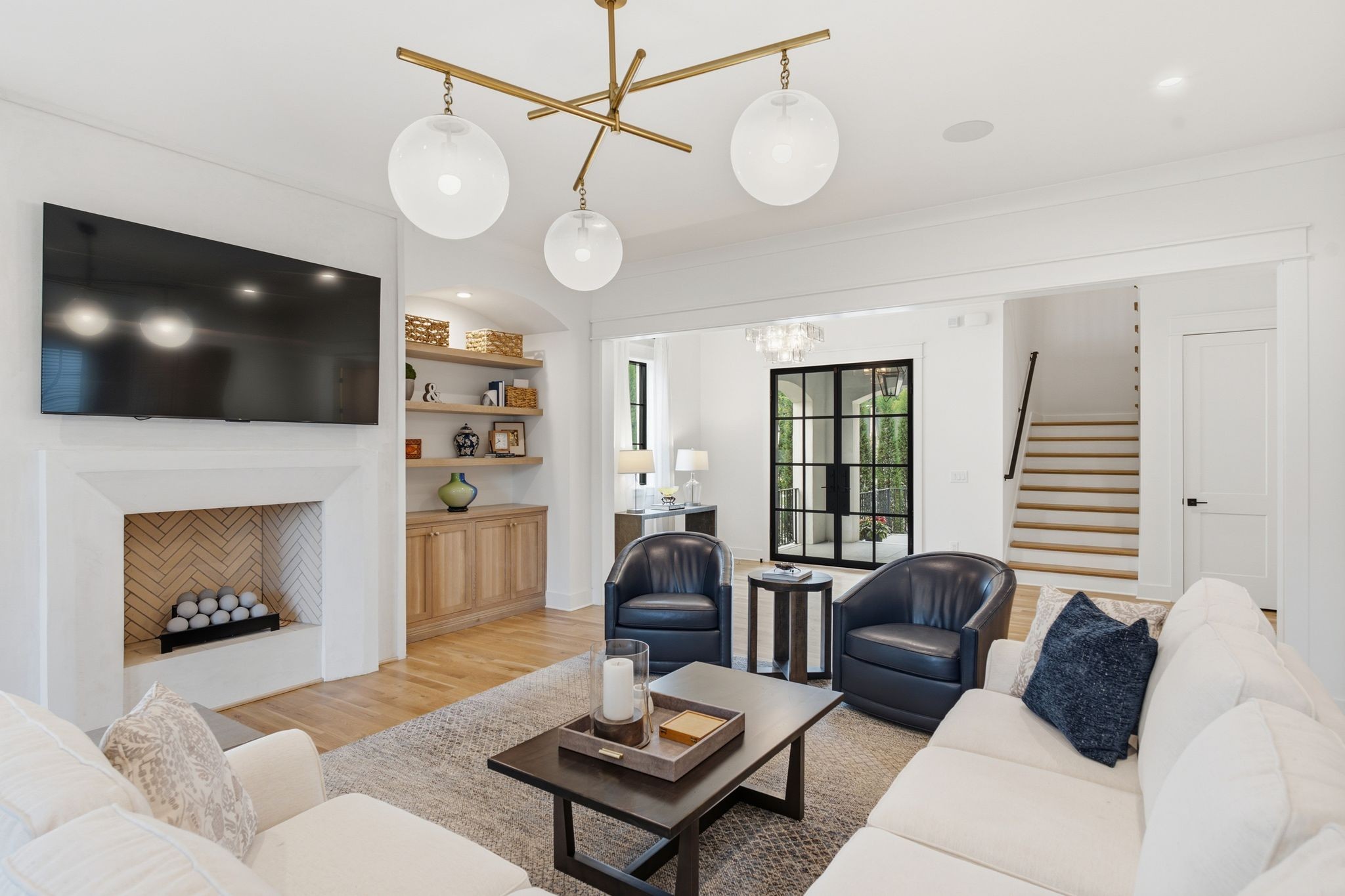 328 Kelly Glenn Ct