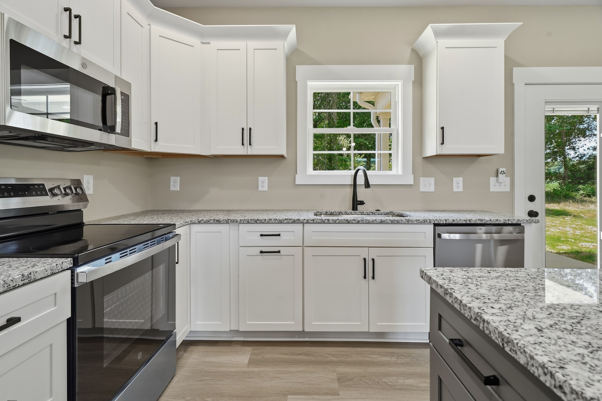 180 Northside Landing
