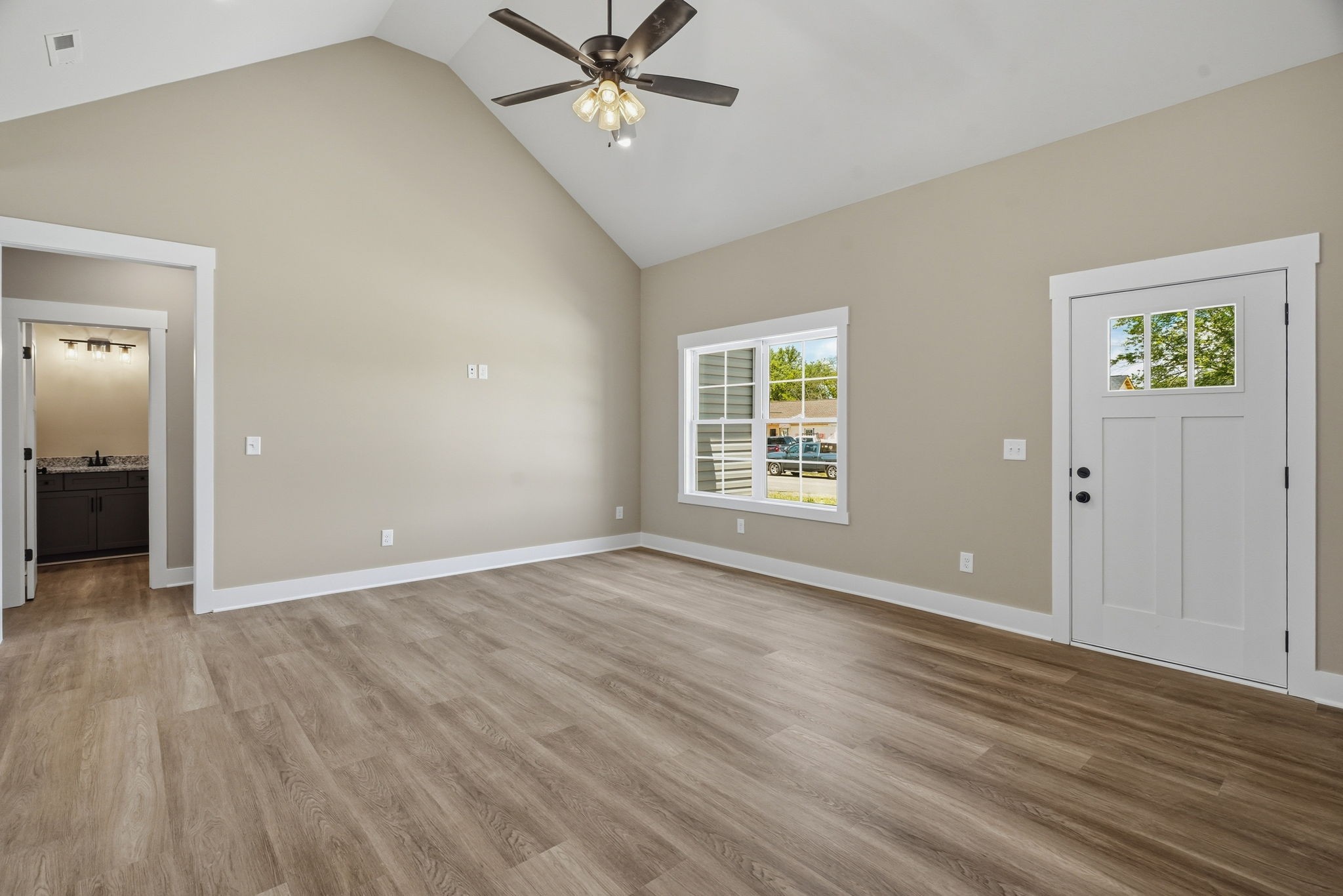 180 Northside Landing