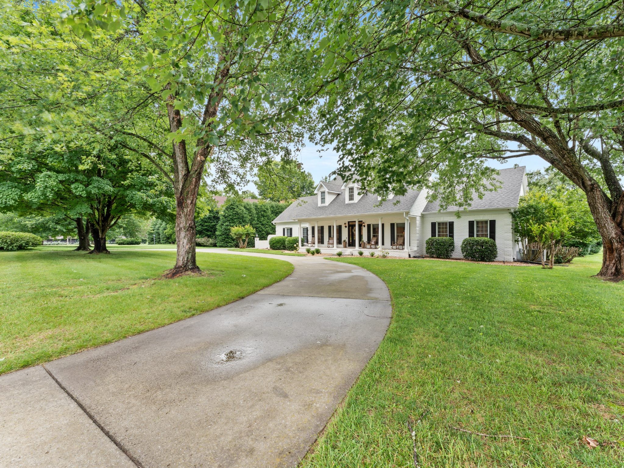 106 Fairways Blvd, N