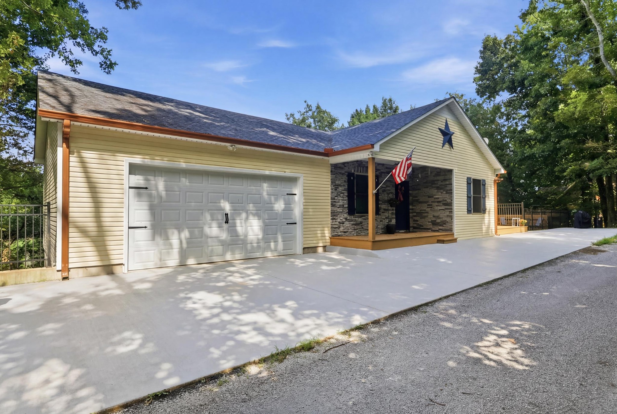 540 Clear Creek Cir