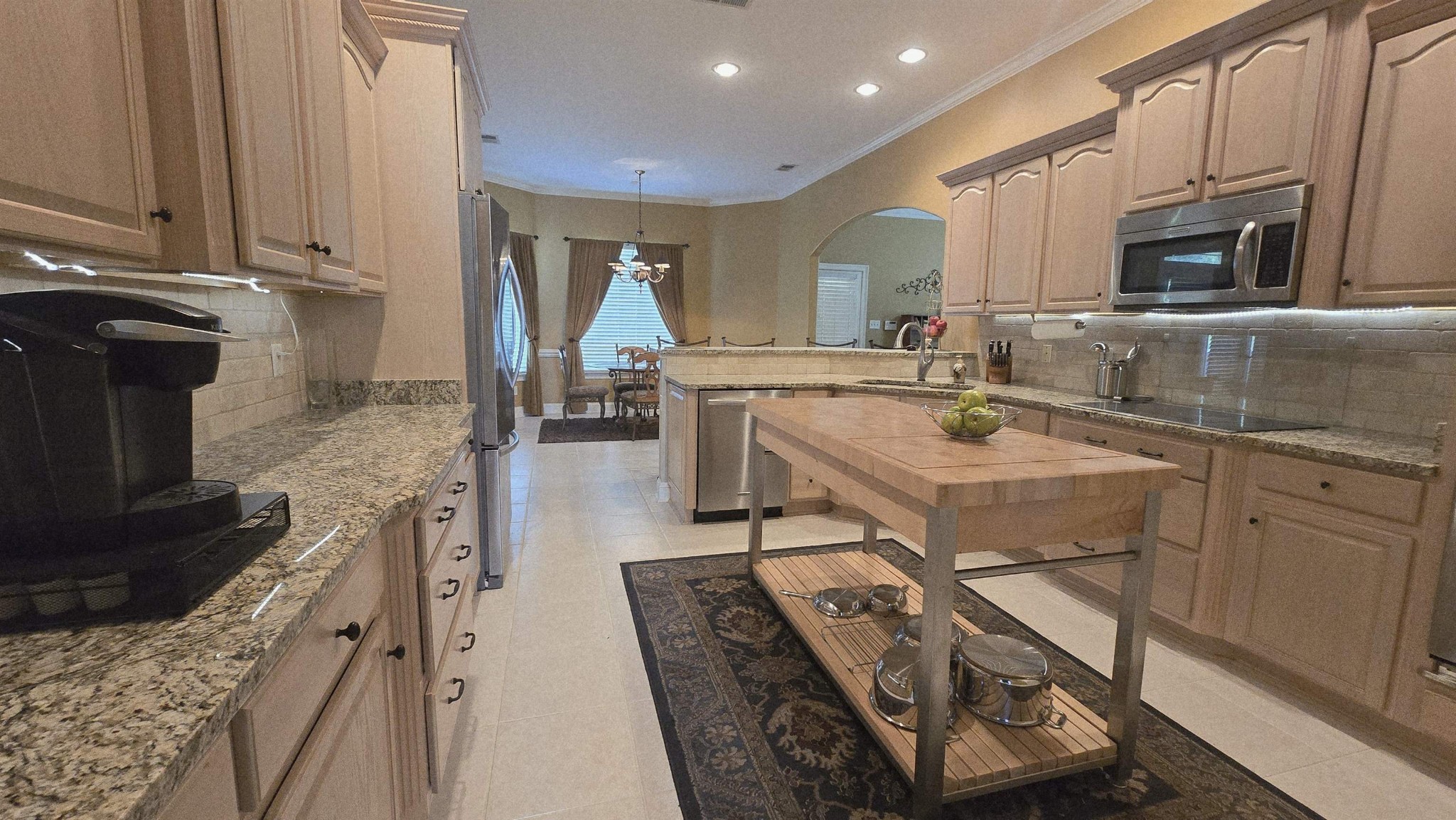 160 MONTEREY MILLS CV