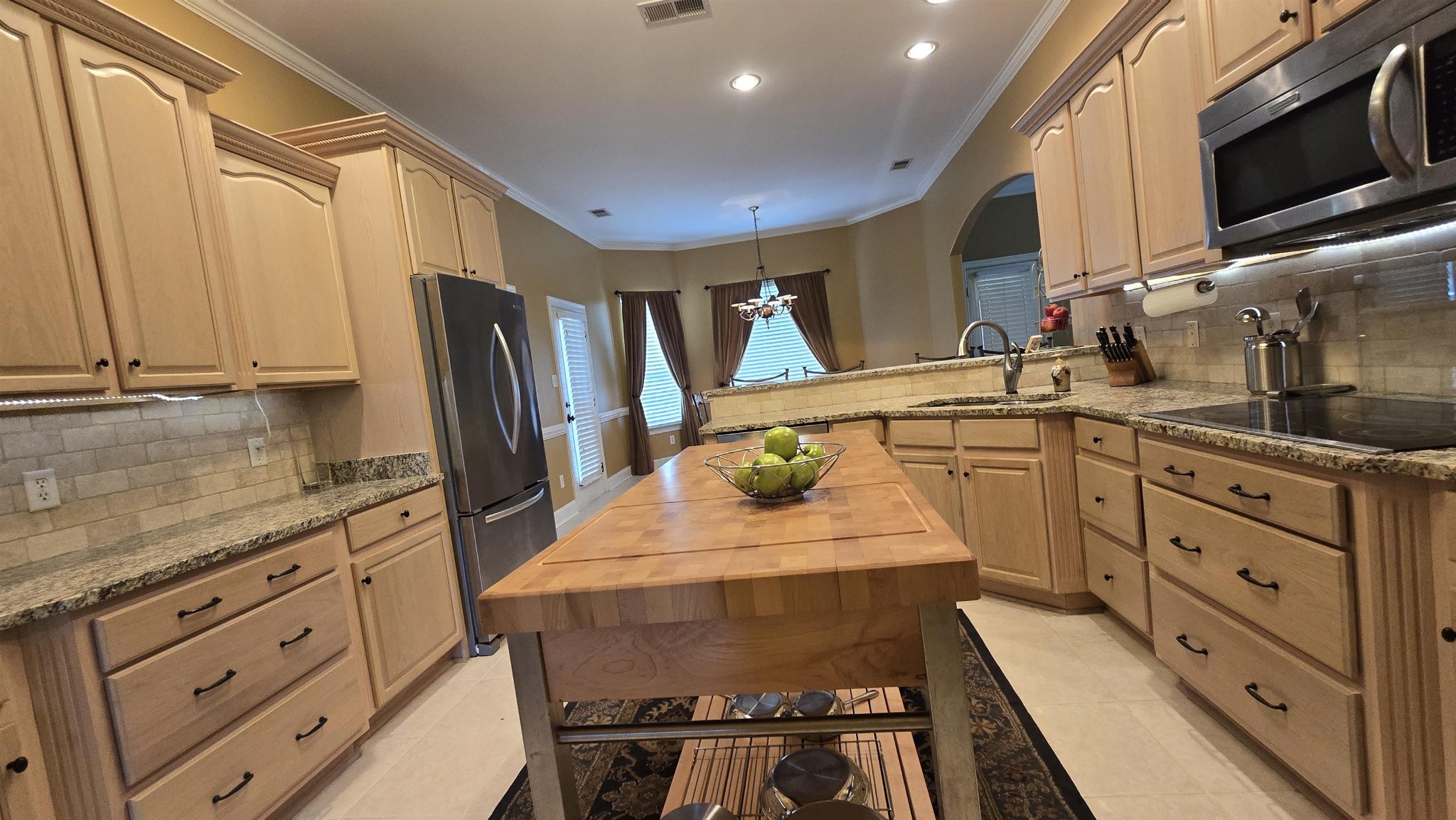 160 MONTEREY MILLS CV