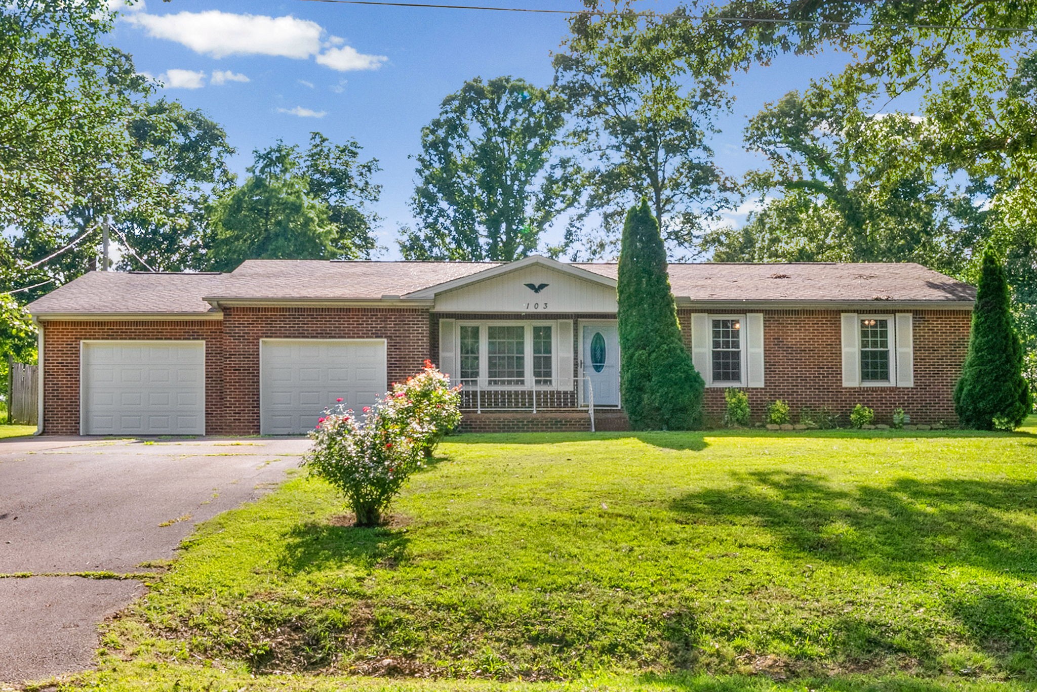 103 Hazelnut Ave