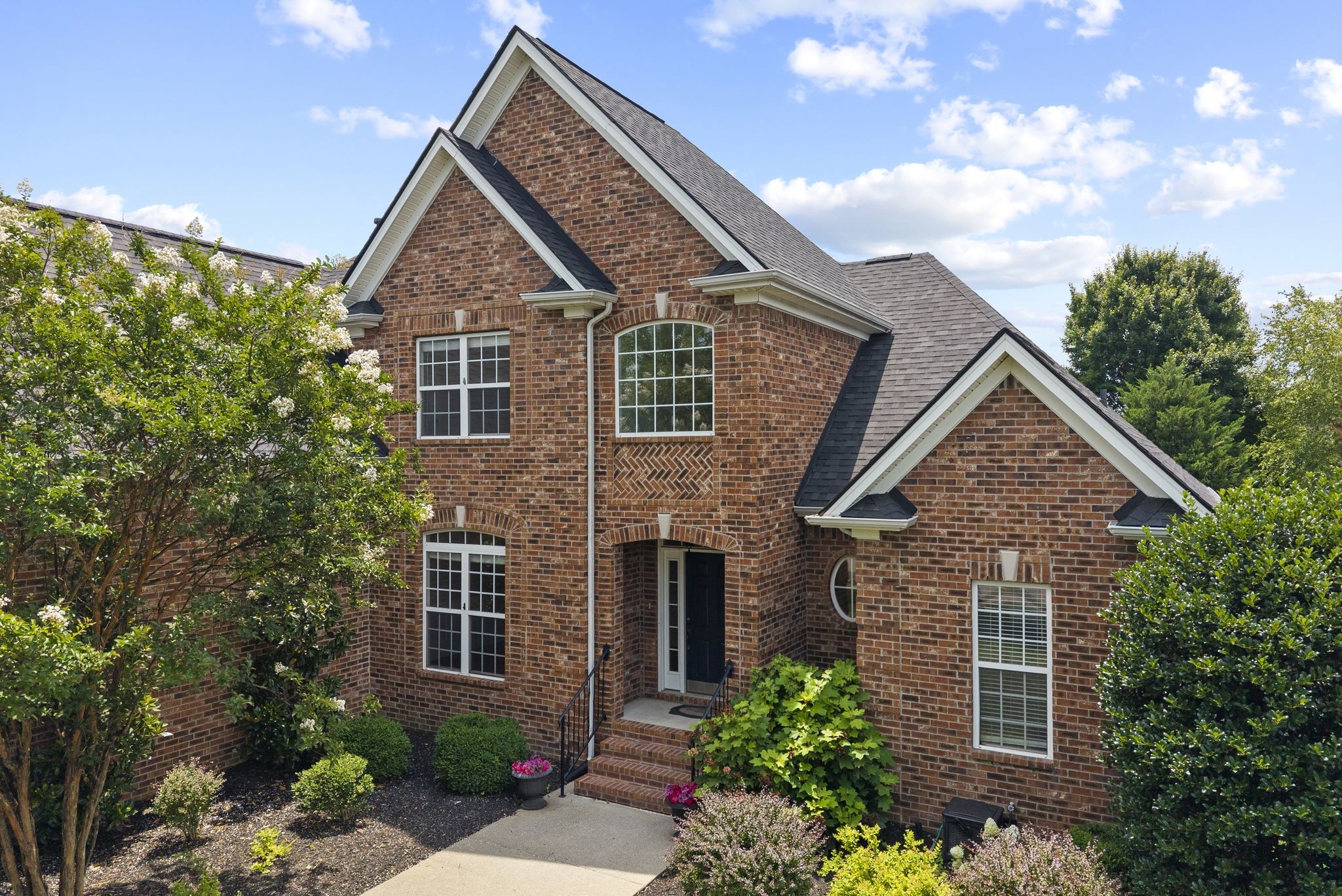 2457 Janell Trl