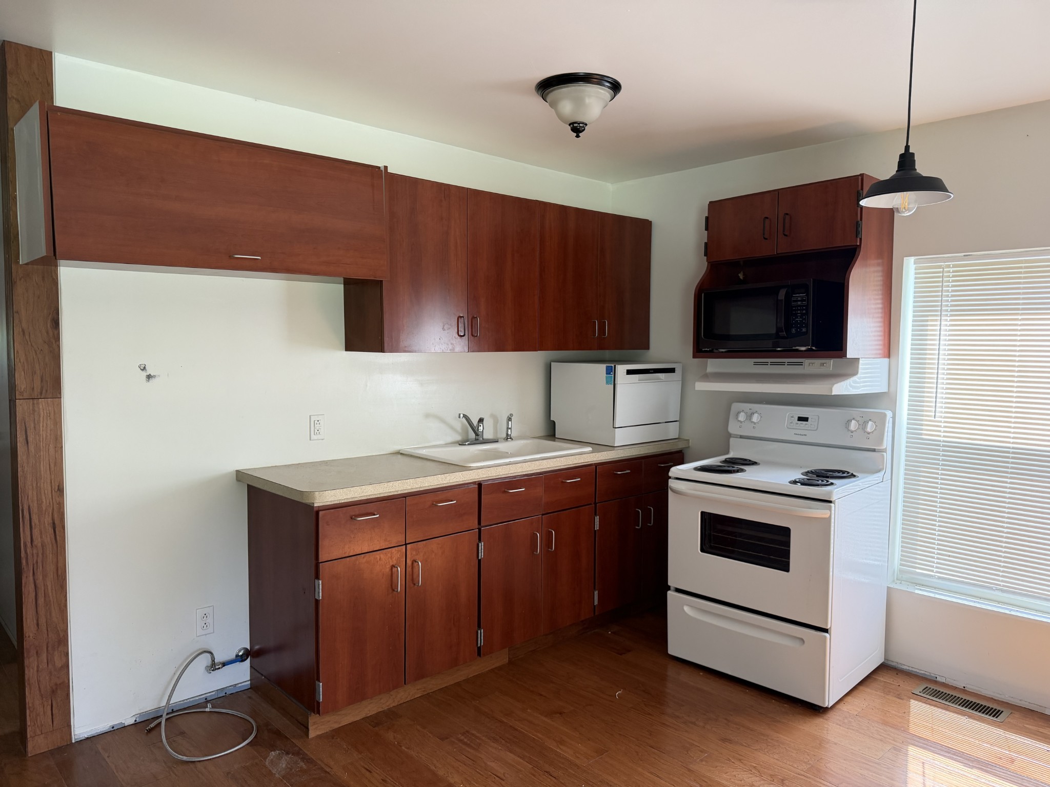 118 Donald Dr