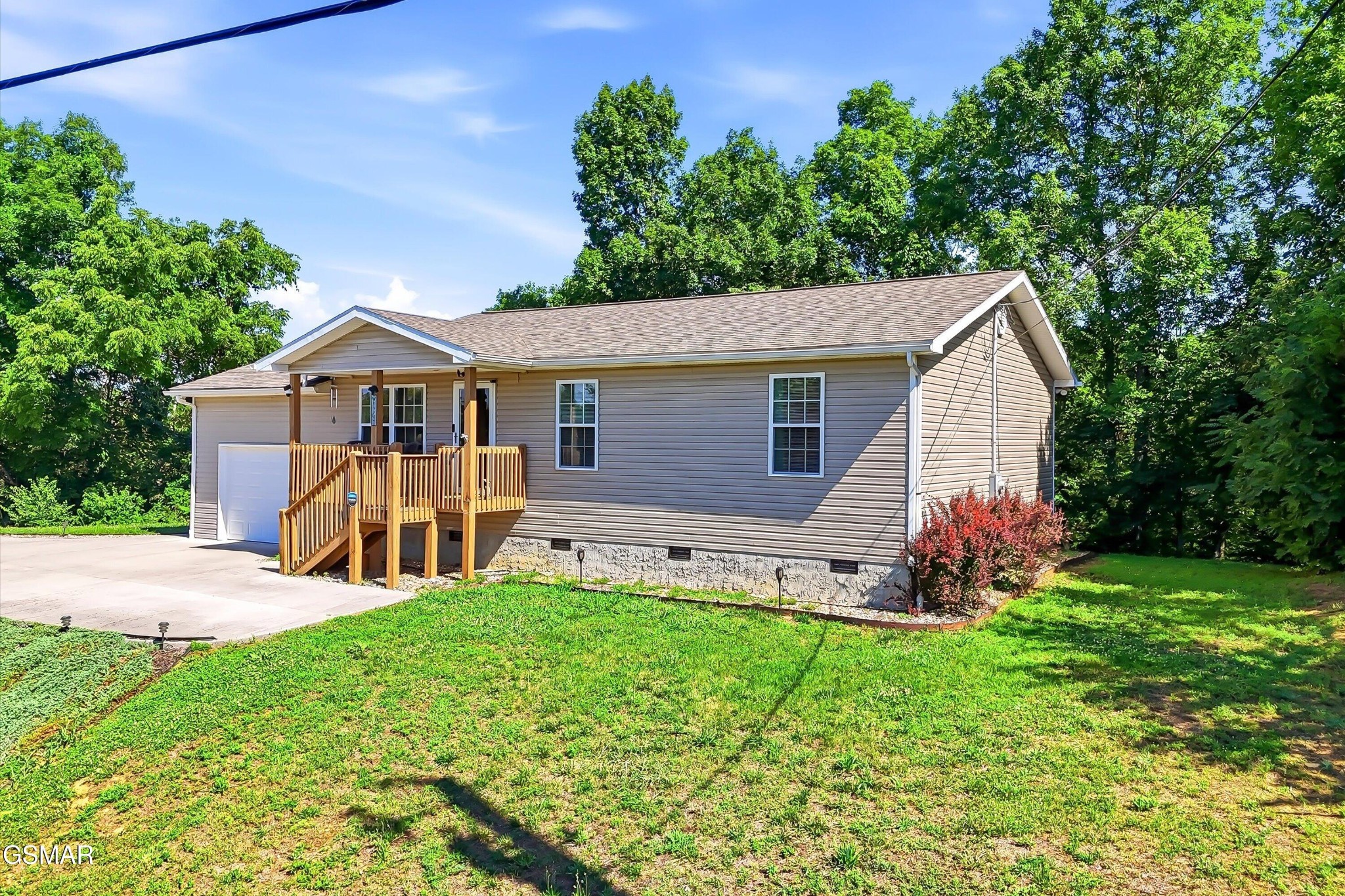 1044 Lake Smoky Road