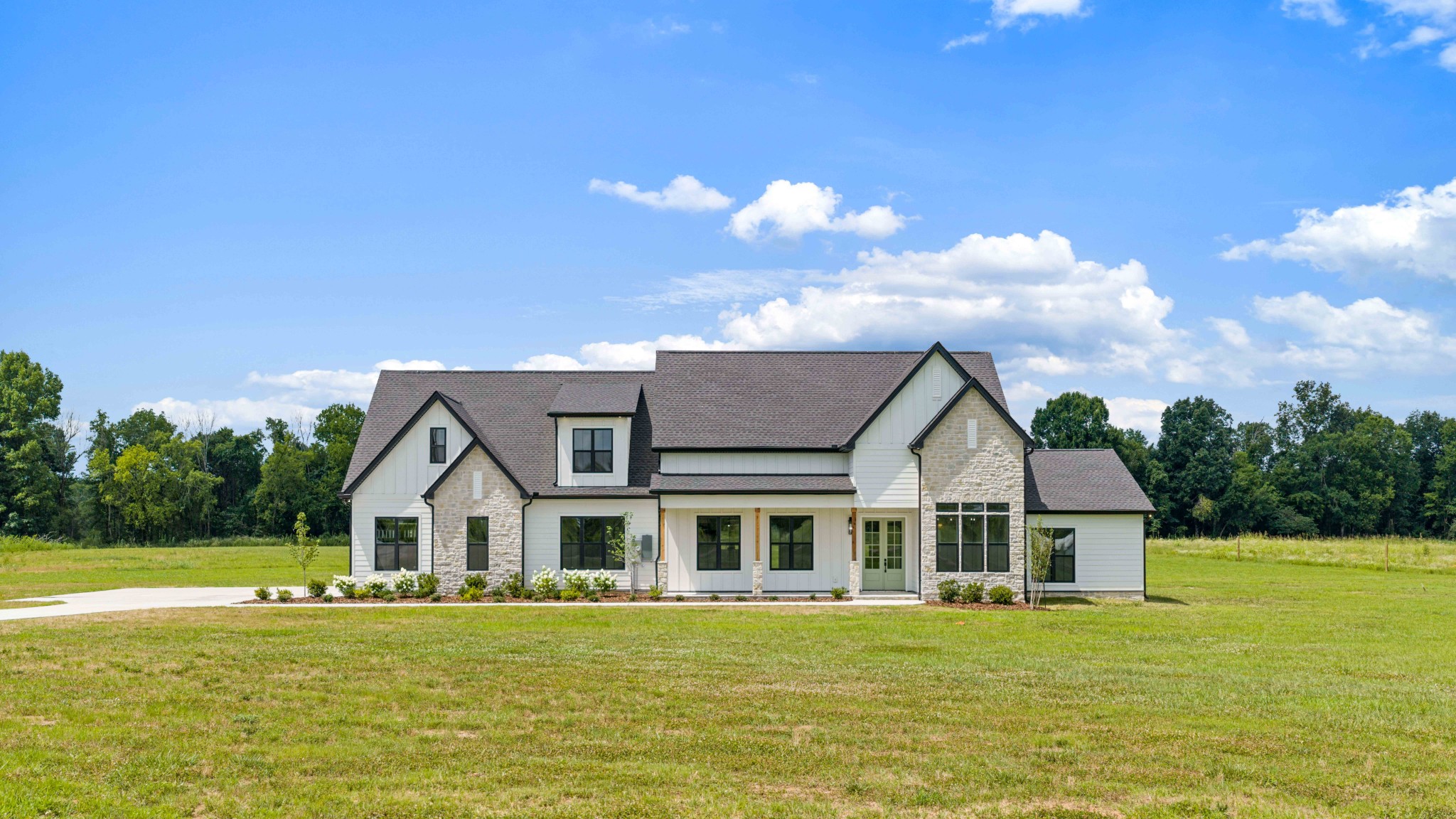 7838 Woodfin Rd
