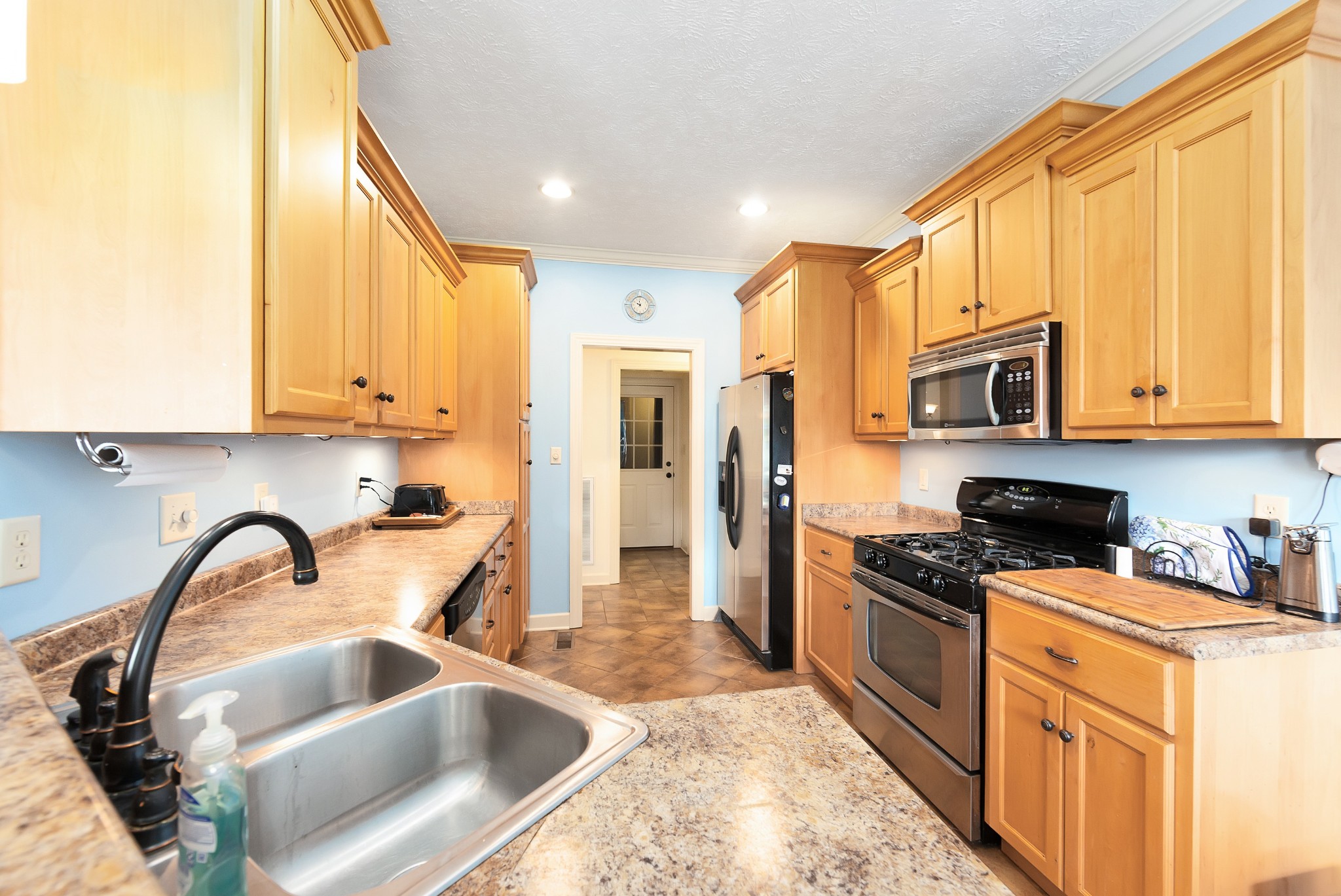 87 Lennox Village Dr
