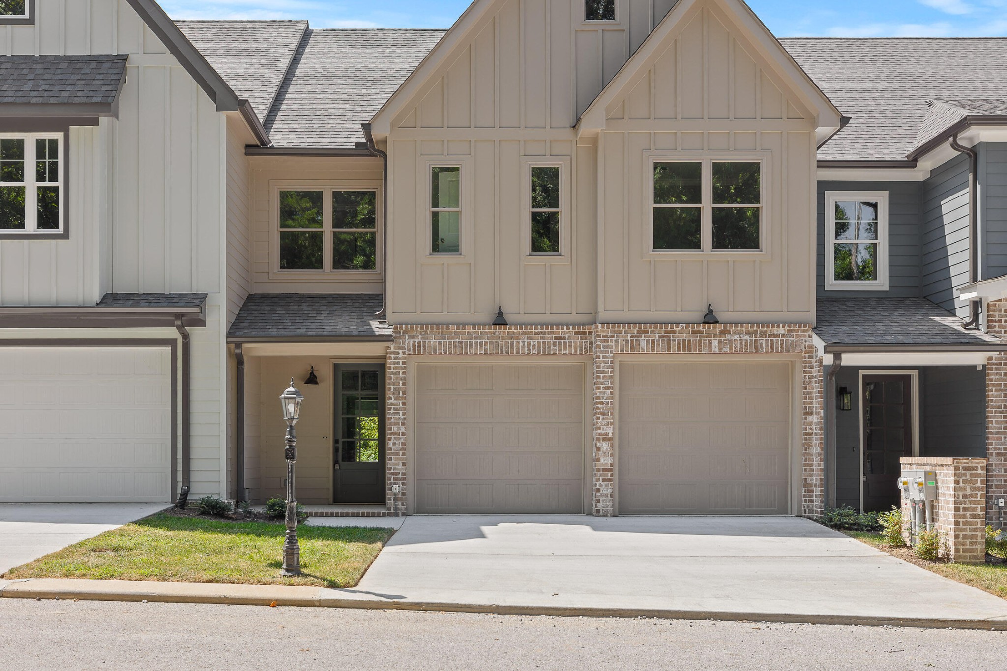 9710 Dutton Lane