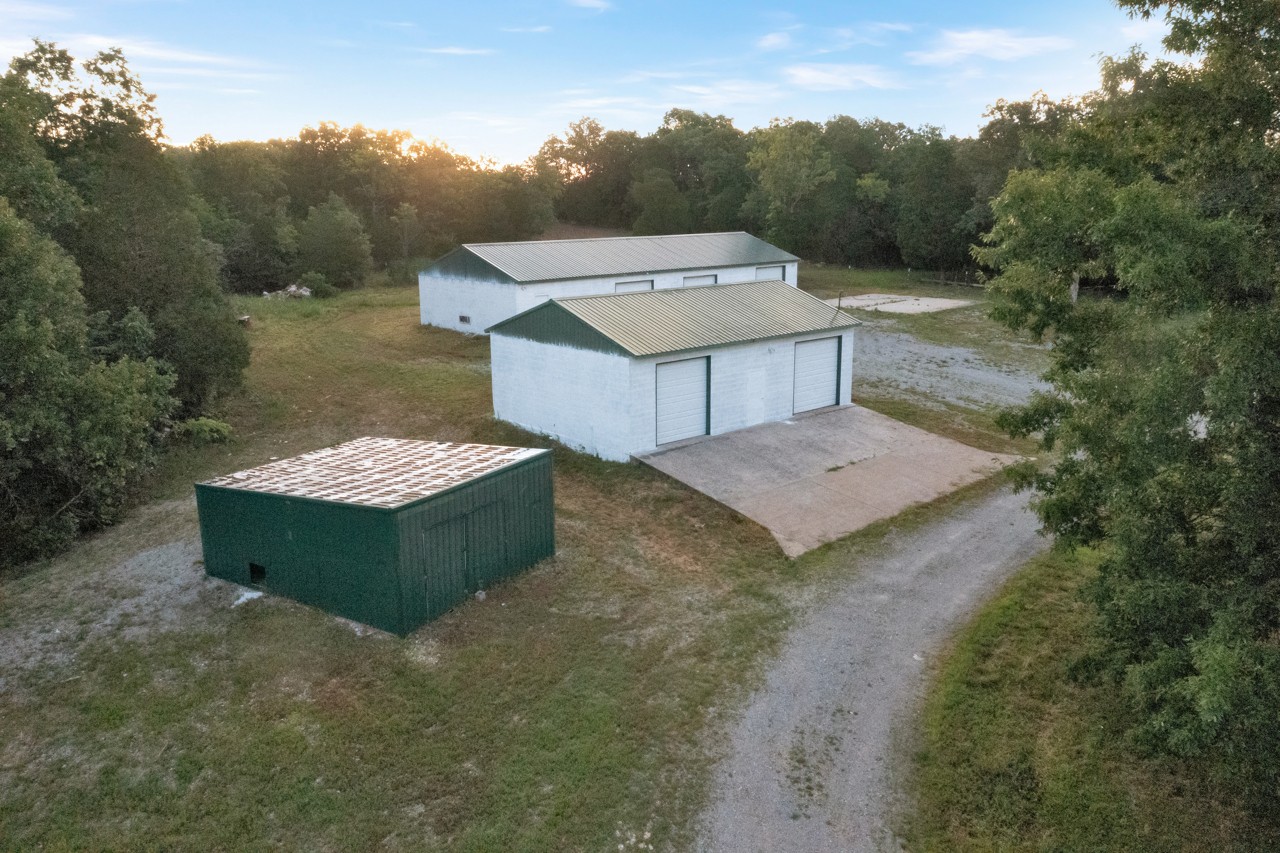 5005 Gracey Sinking Fork Rd
