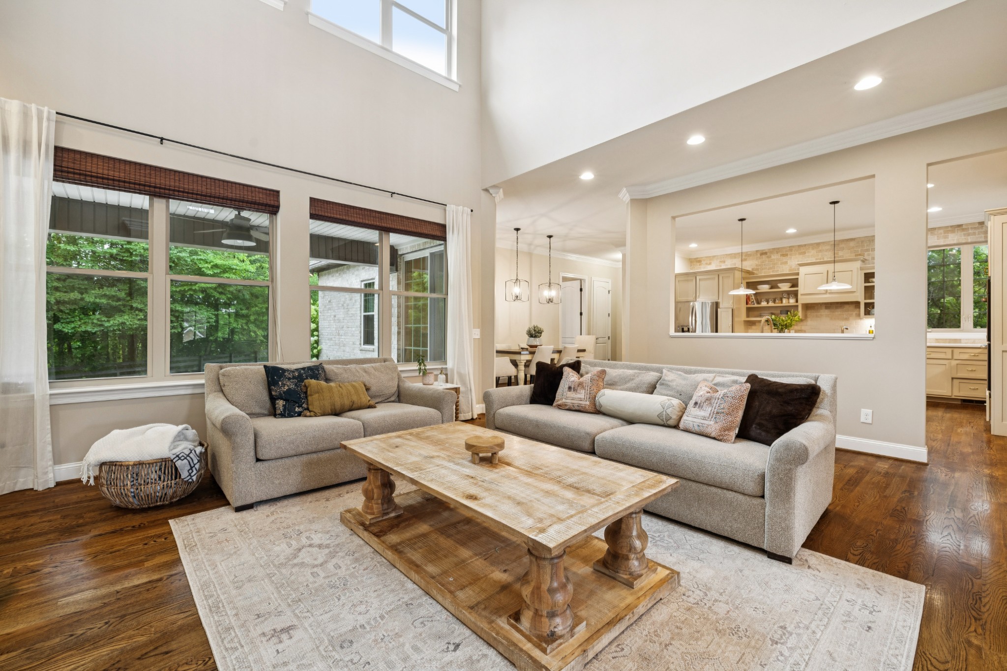 3109 Chase Point Dr