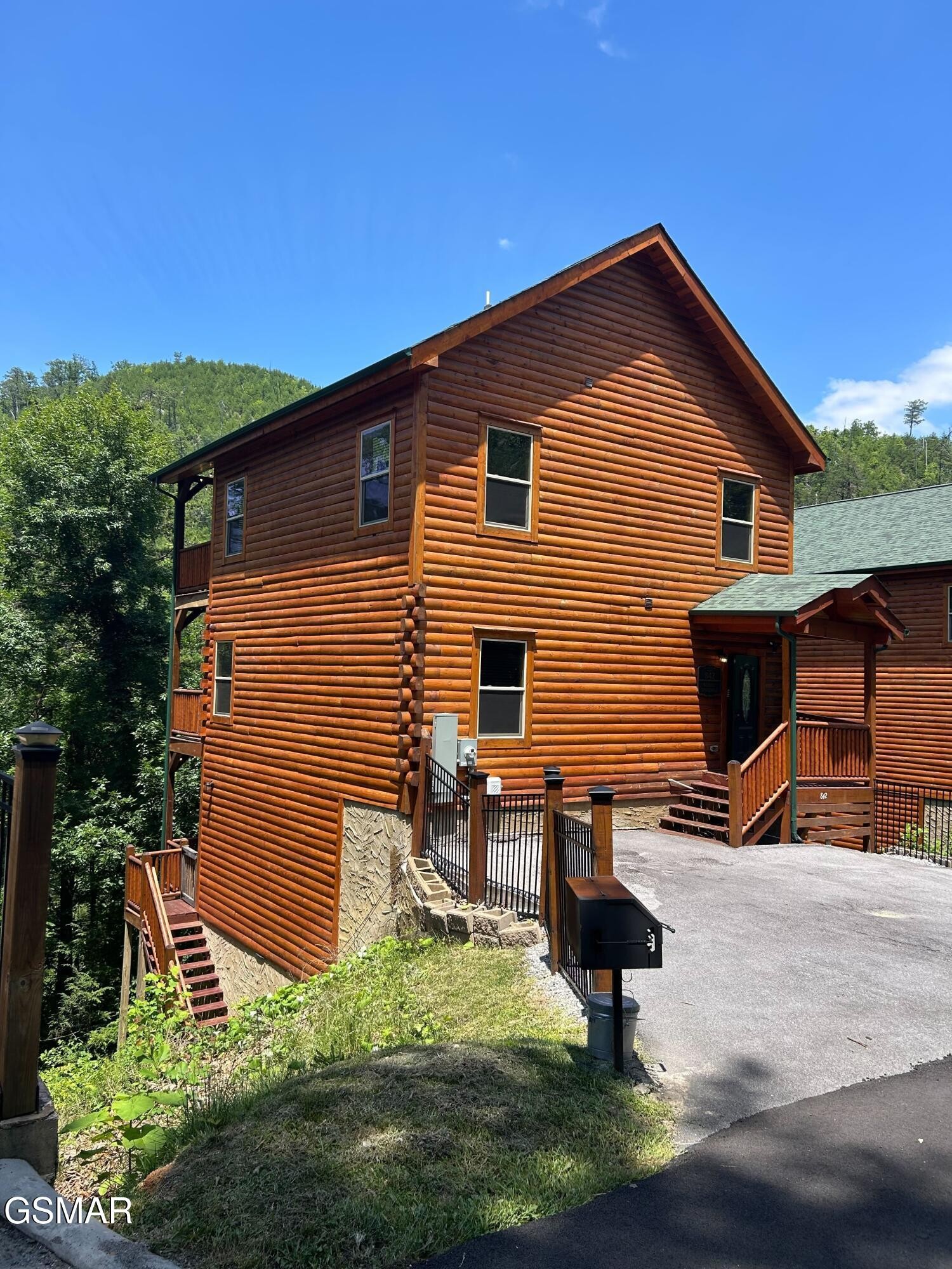 842 Black Bear Cub Way