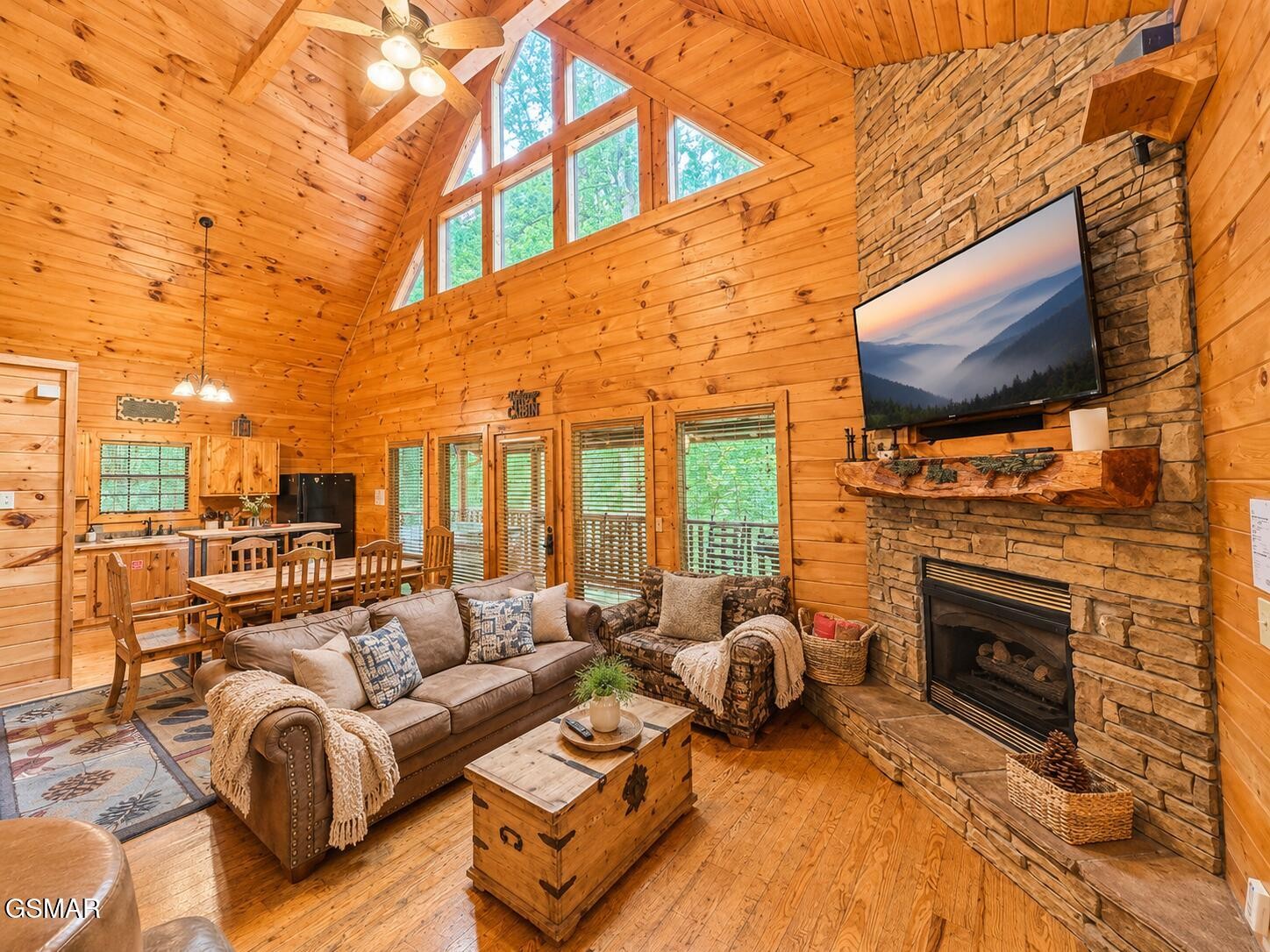 1630 Majestic Oak Way