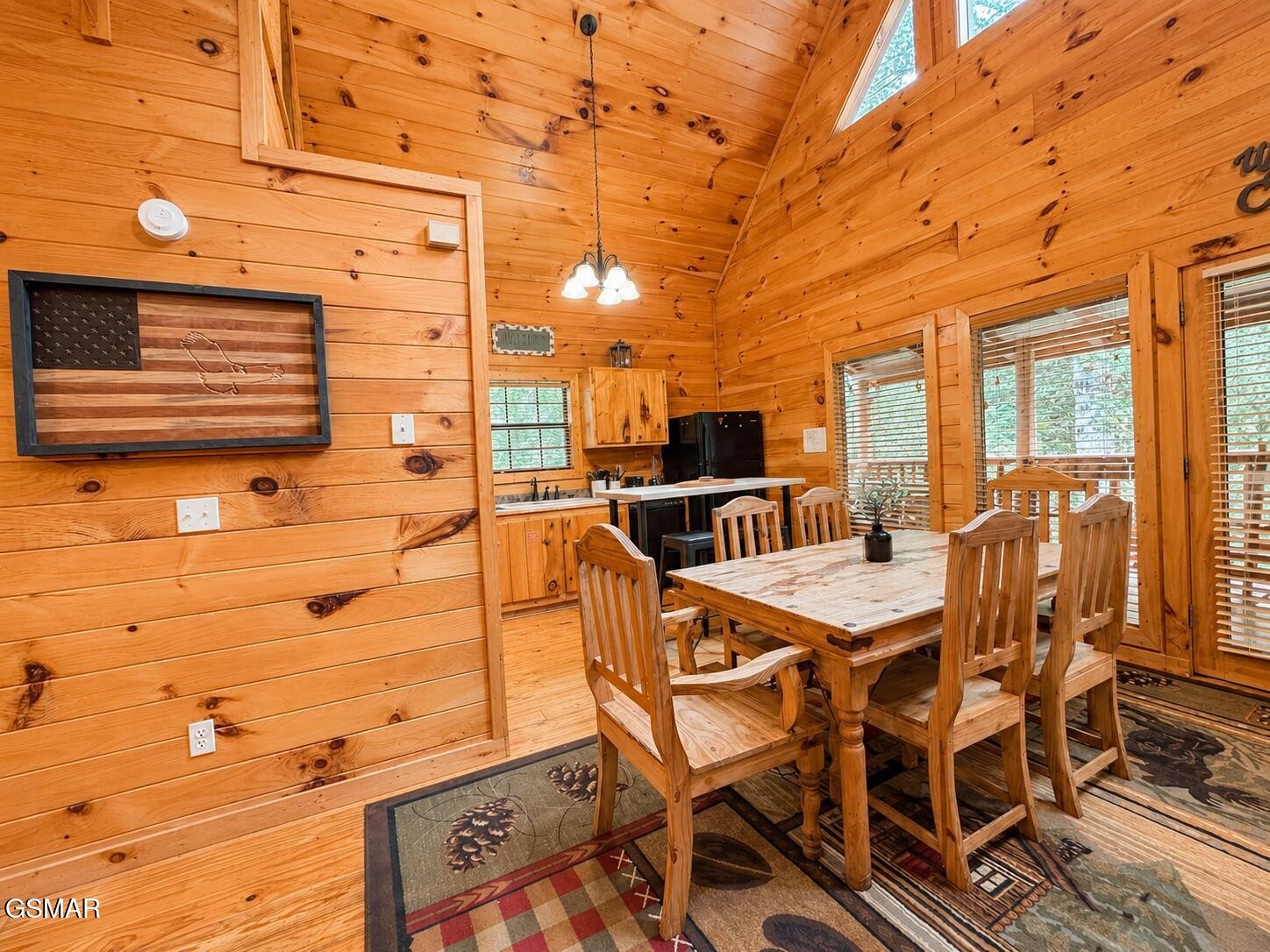 1630 Majestic Oak Way